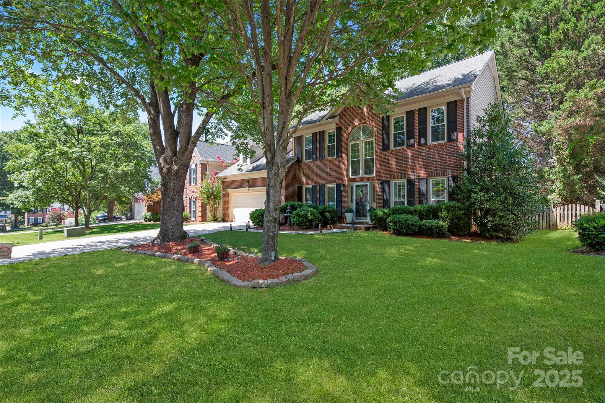 Huntersville, North Carolina, 28078, United States, 4 Bedrooms Bedrooms, ,3 BathroomsBathrooms,Residential,For Sale,1903778