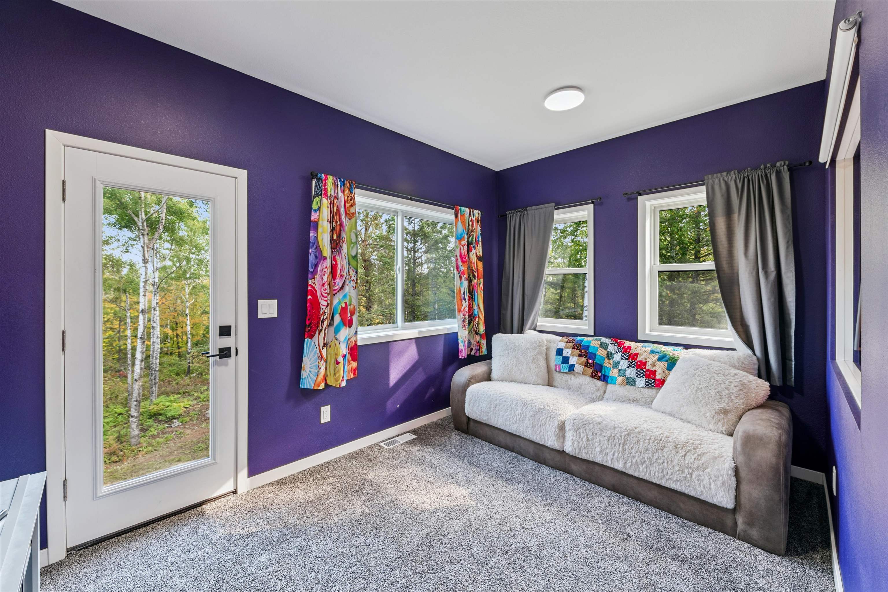 Duluth, Minnesota, 55804, United States, 5 Bedrooms Bedrooms, ,2 BathroomsBathrooms,Residential,For Sale,1950854