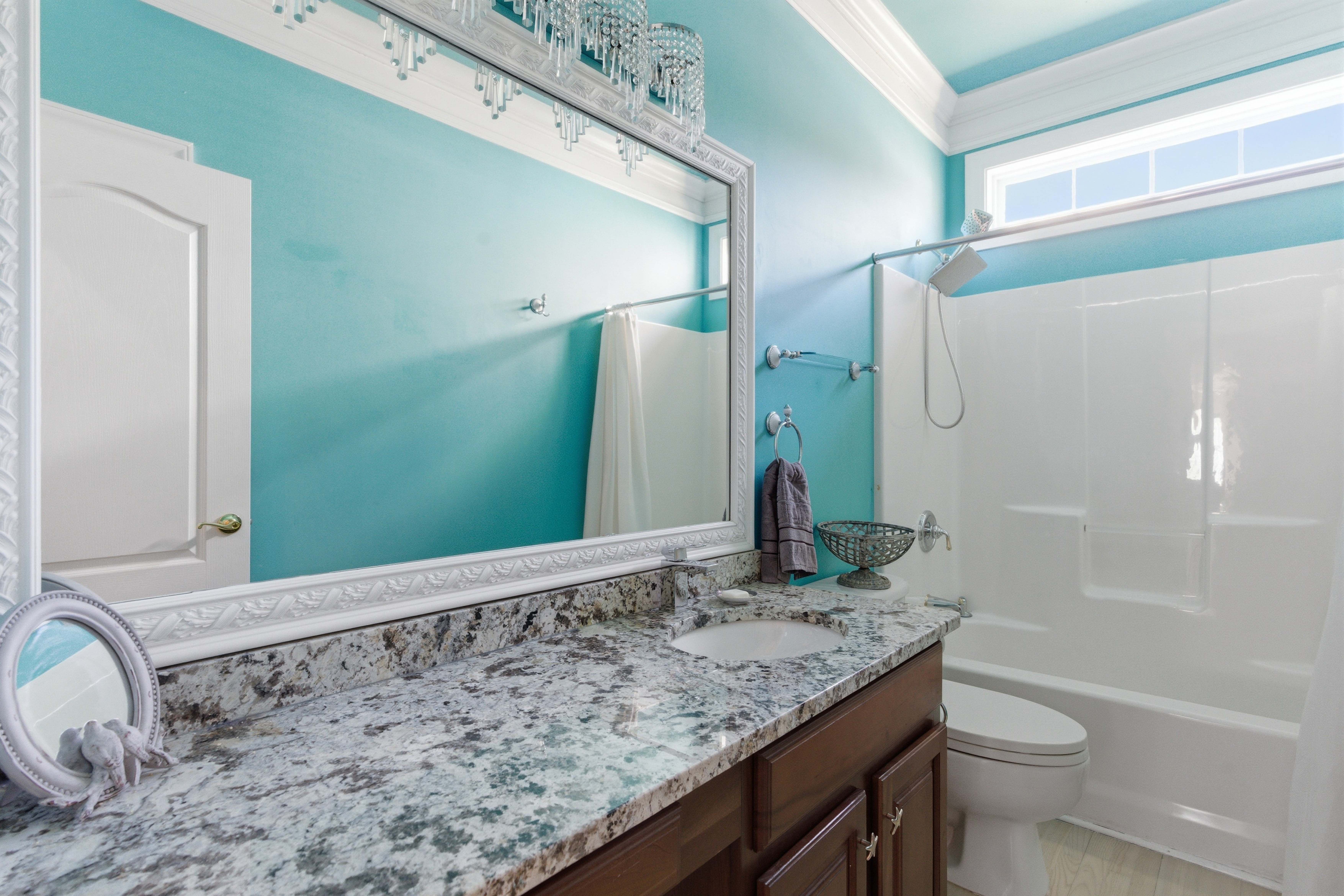  1596 Oakhurst Drive - 物件實景