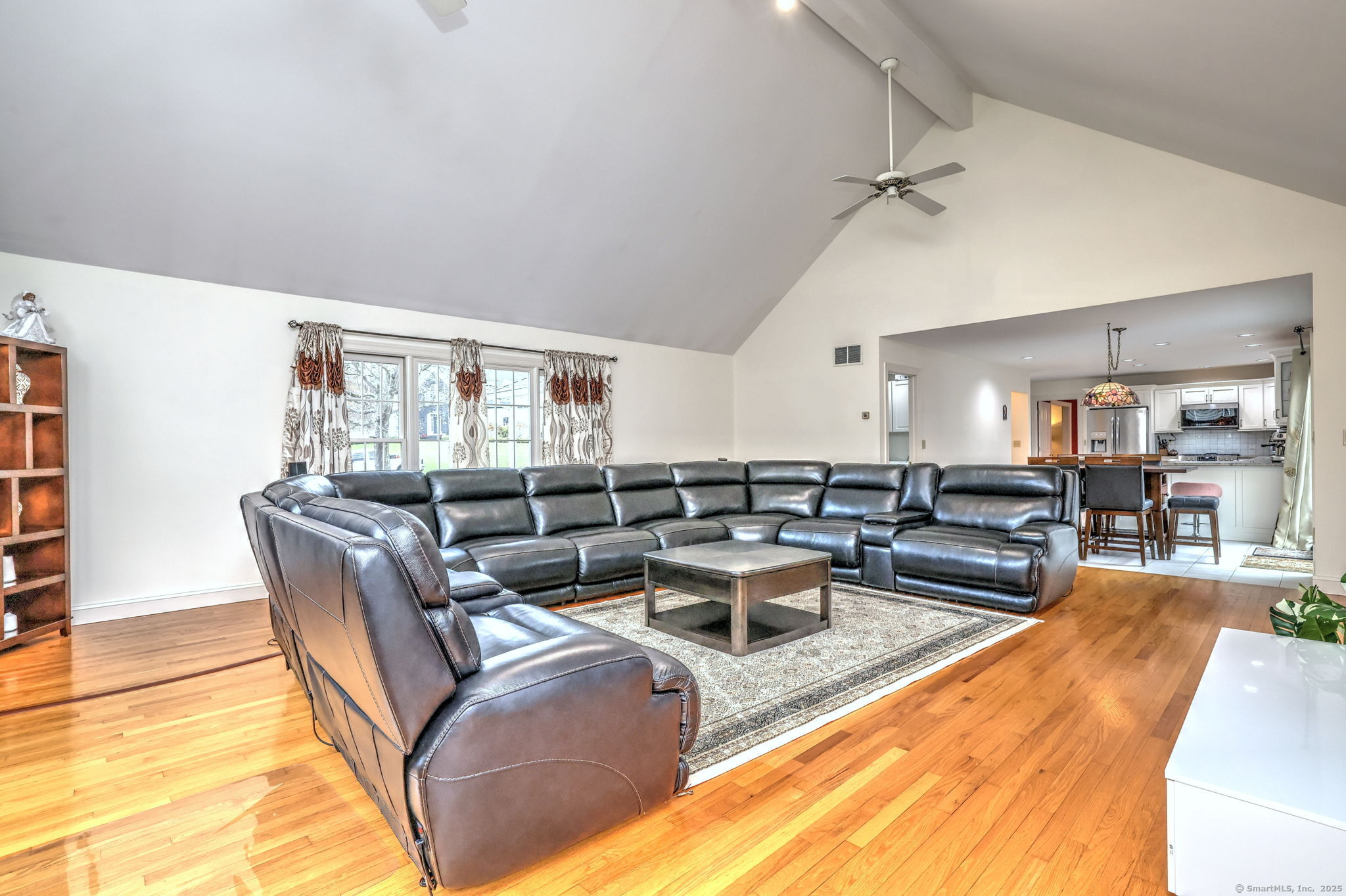 Orange, Connecticut, 06477, United States, 4 Bedrooms Bedrooms, ,4 BathroomsBathrooms,Residential,For Sale,1987664