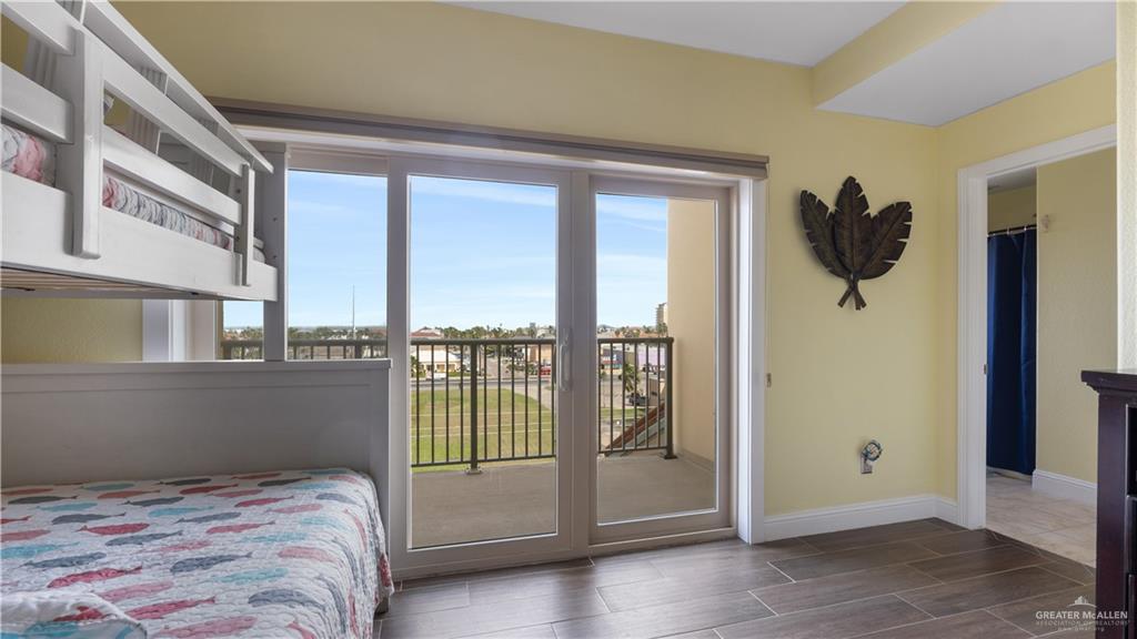 South Padre Island, Texas, 78597, United States, 3 Bedrooms Bedrooms, ,4 BathroomsBathrooms,Residential,For Sale,1731690