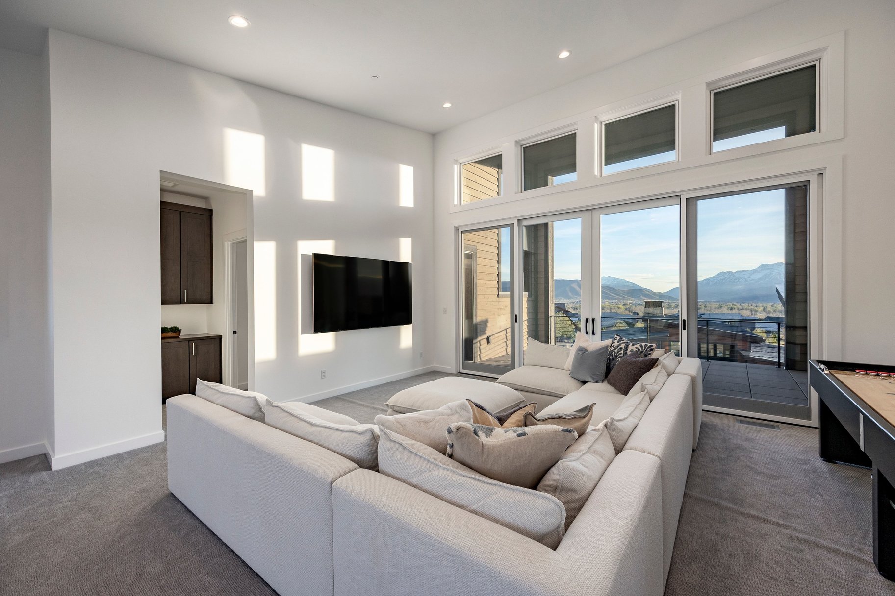  Modern Red Ledges home with Full Golf Membership Available - Fully Furnished - 物件實景