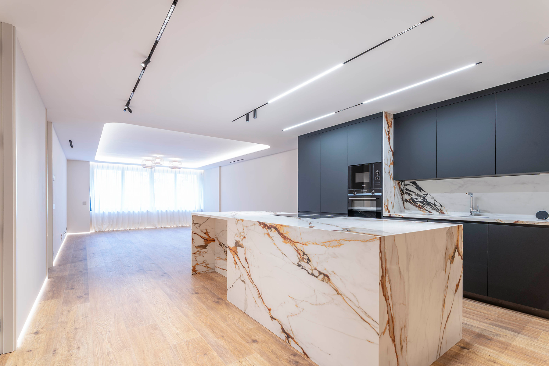  3 bedroom apartment on Lagasca Street - 物件實景