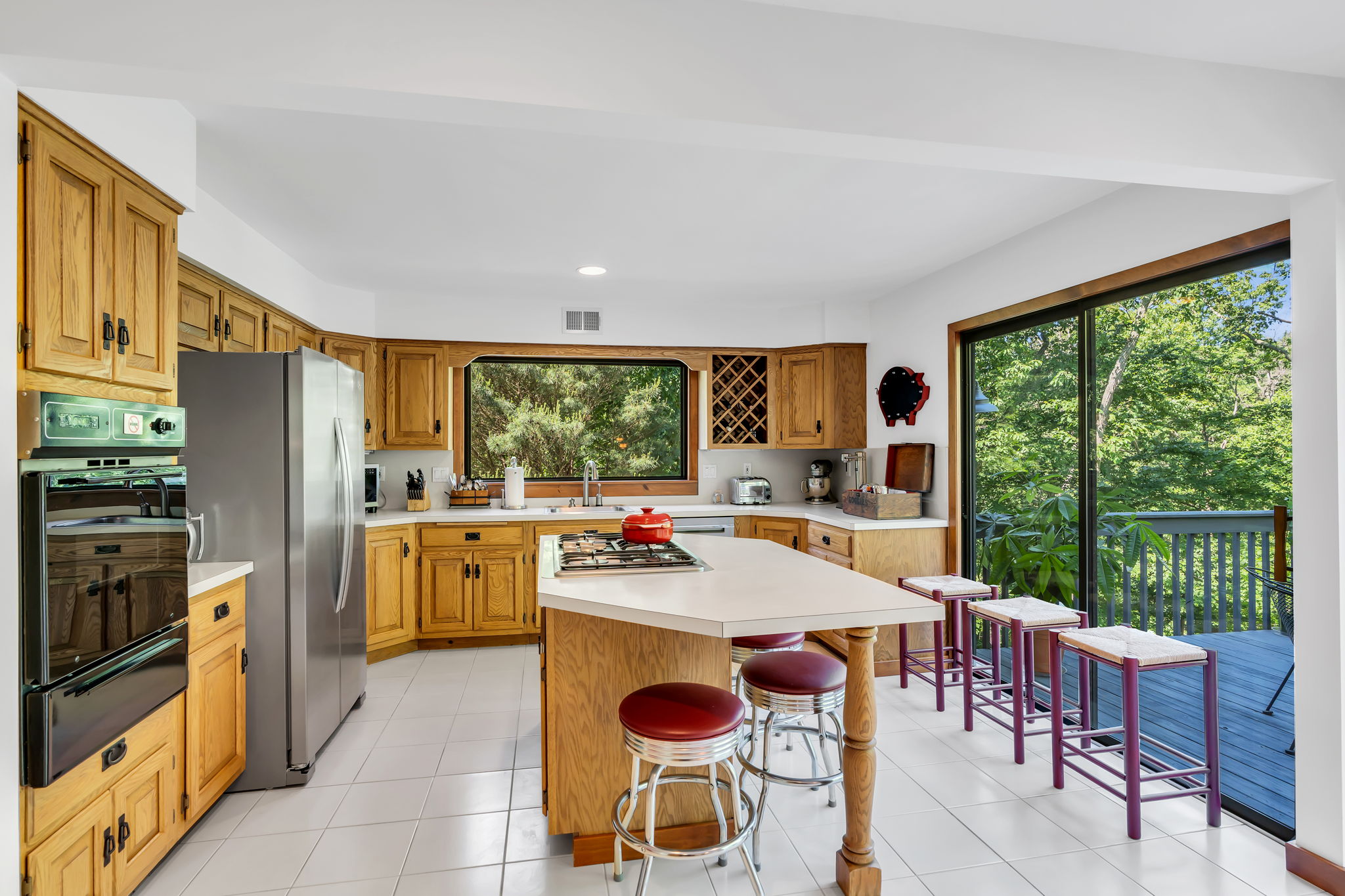  267 E Highland Avenue - 物件實景