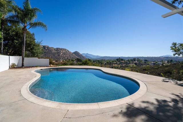 Ramona, California, 92065, United States, 4 Bedrooms Bedrooms, ,3 BathroomsBathrooms,Residential,For Sale,1987343