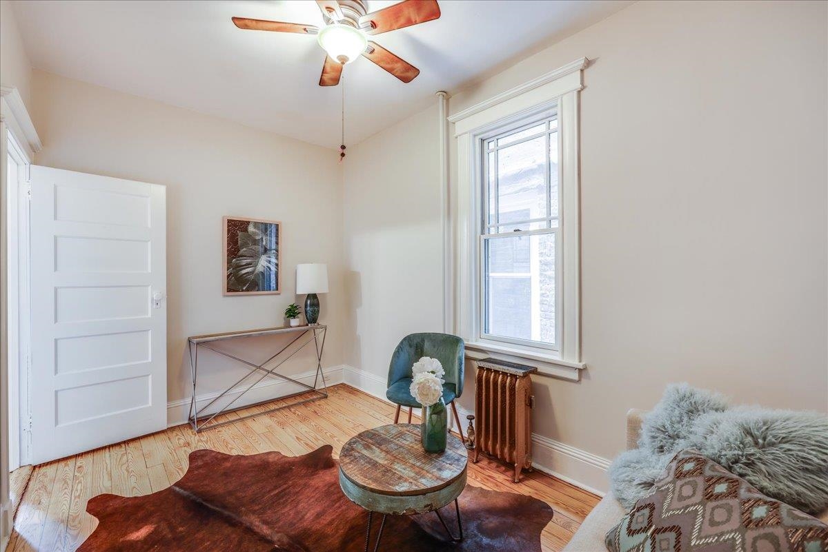 Jersey City, New Jersey, 07307, United States, 5 Bedrooms Bedrooms, ,2 BathroomsBathrooms,Residential,For Sale,1988239