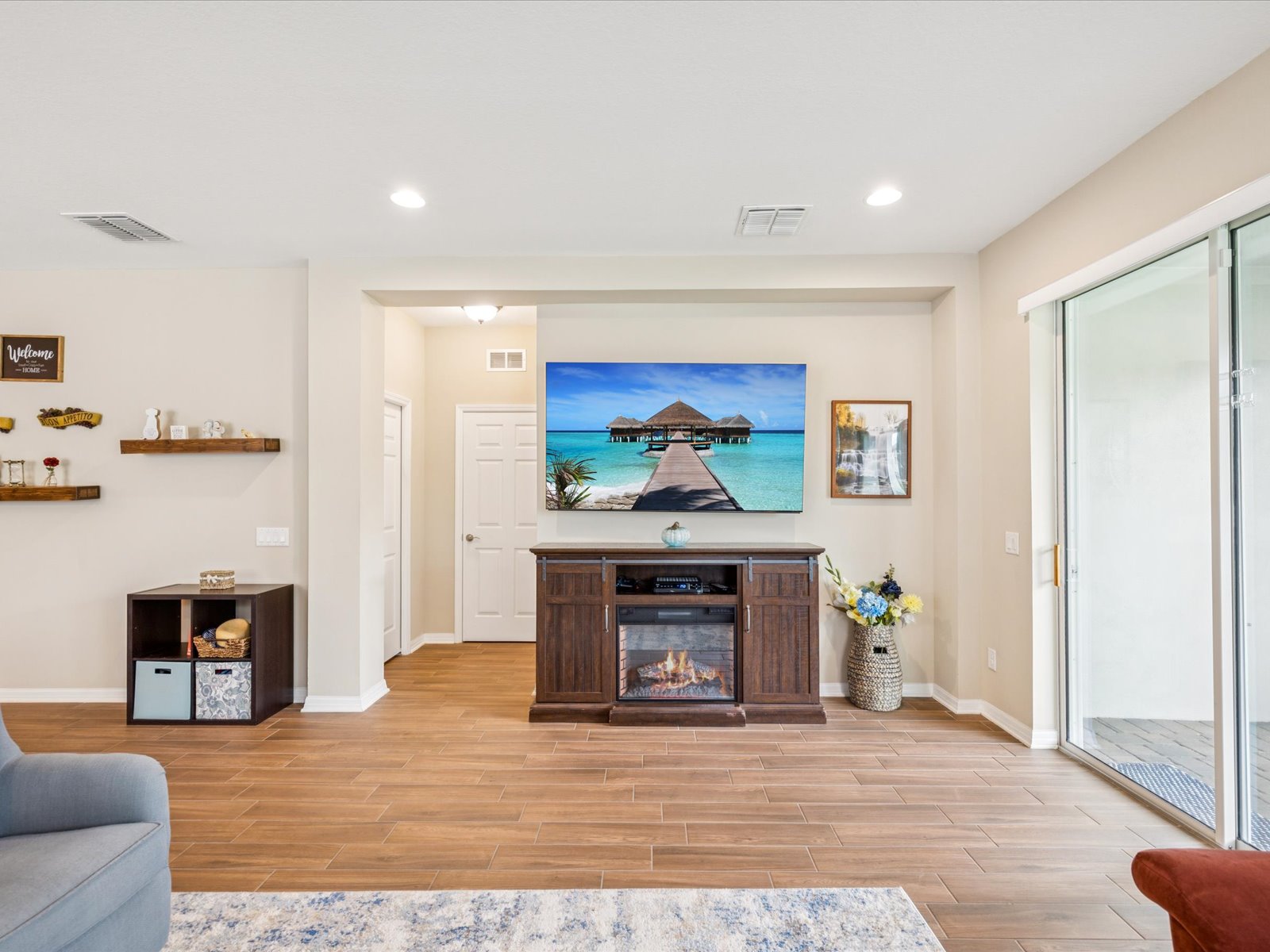 Odessa, Florida, 33556, United States, 3 Bedrooms Bedrooms, ,3 BathroomsBathrooms,Residential,For Sale,1868336