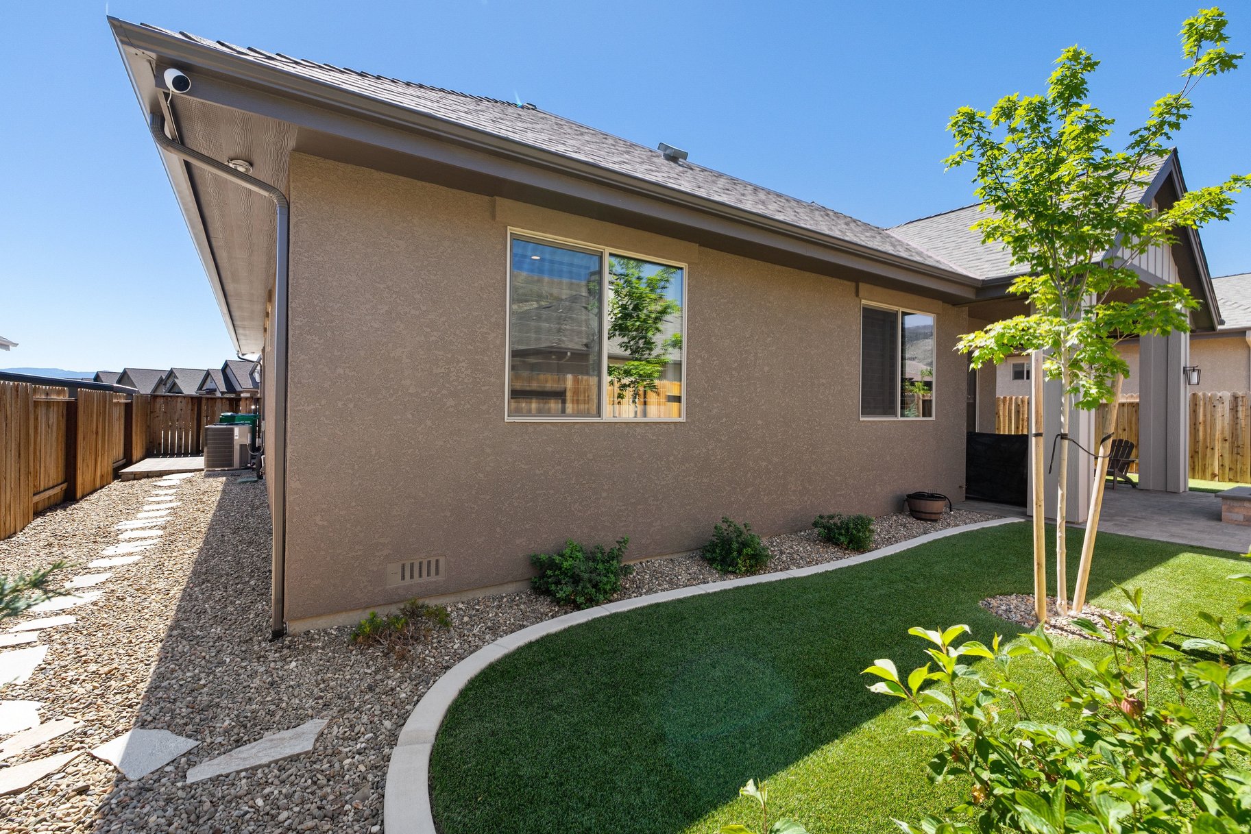  Built in 2024, Single level home minutes away from Silver Oak golf course - 物件實景