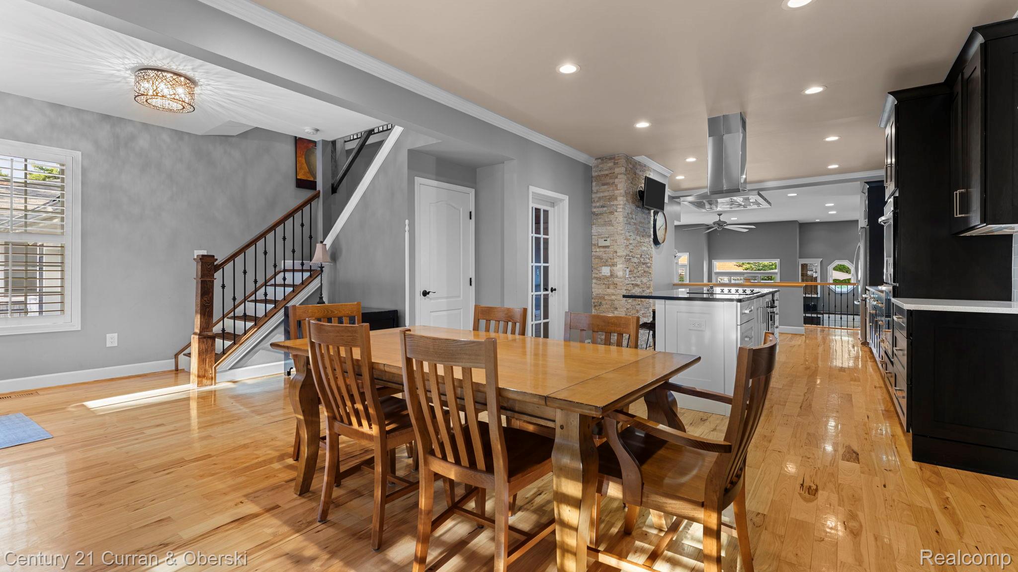 Plymouth, Michigan, 48170, United States, 4 Bedrooms Bedrooms, ,3 BathroomsBathrooms,Residential,For Sale,1941295