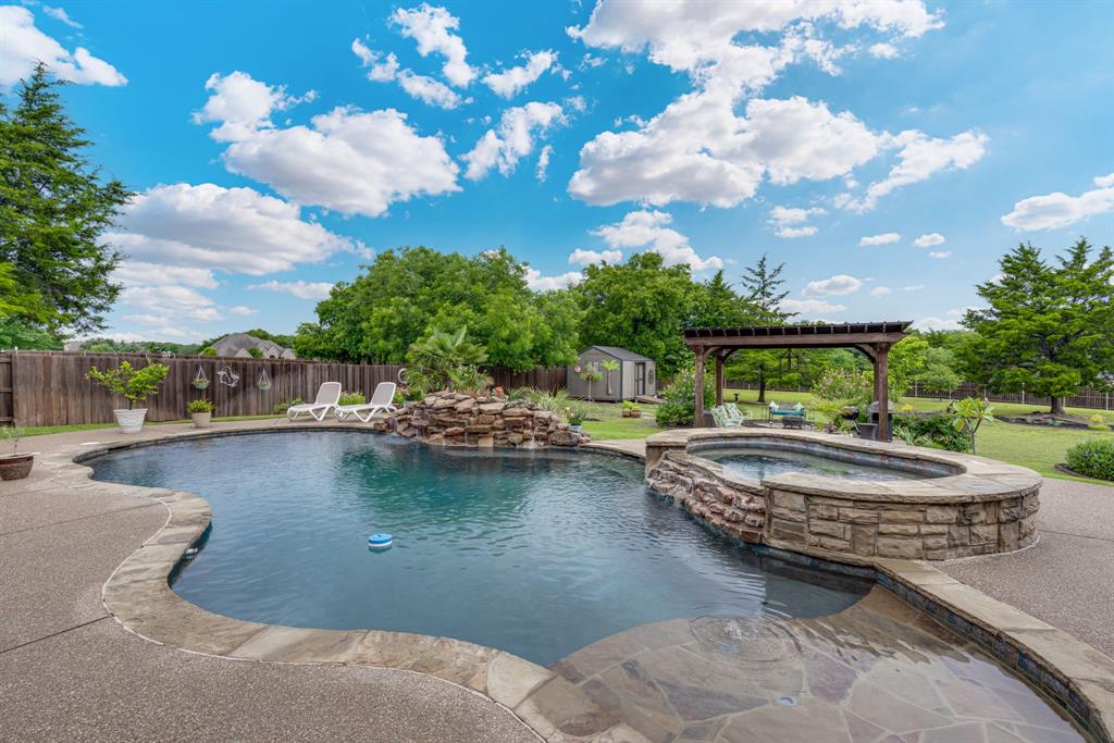 Midlothian, Texas, 76065, United States, 4 Bedrooms Bedrooms, ,4 BathroomsBathrooms,Residential,For Sale,1931685