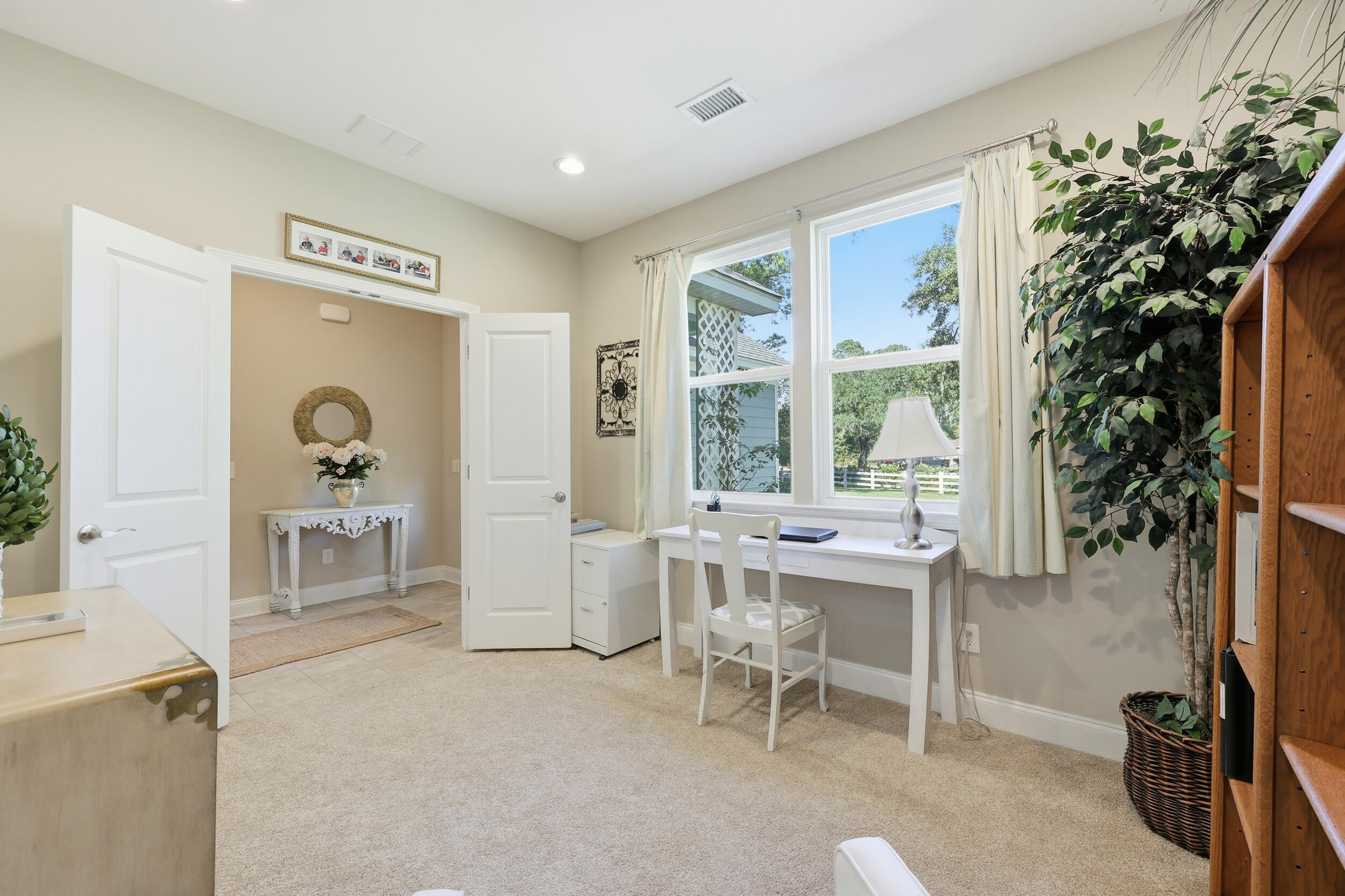 Mount Pleasant, South Carolina, 29466, United States, 3 Bedrooms Bedrooms, ,2 BathroomsBathrooms,Residential,For Sale,1992922