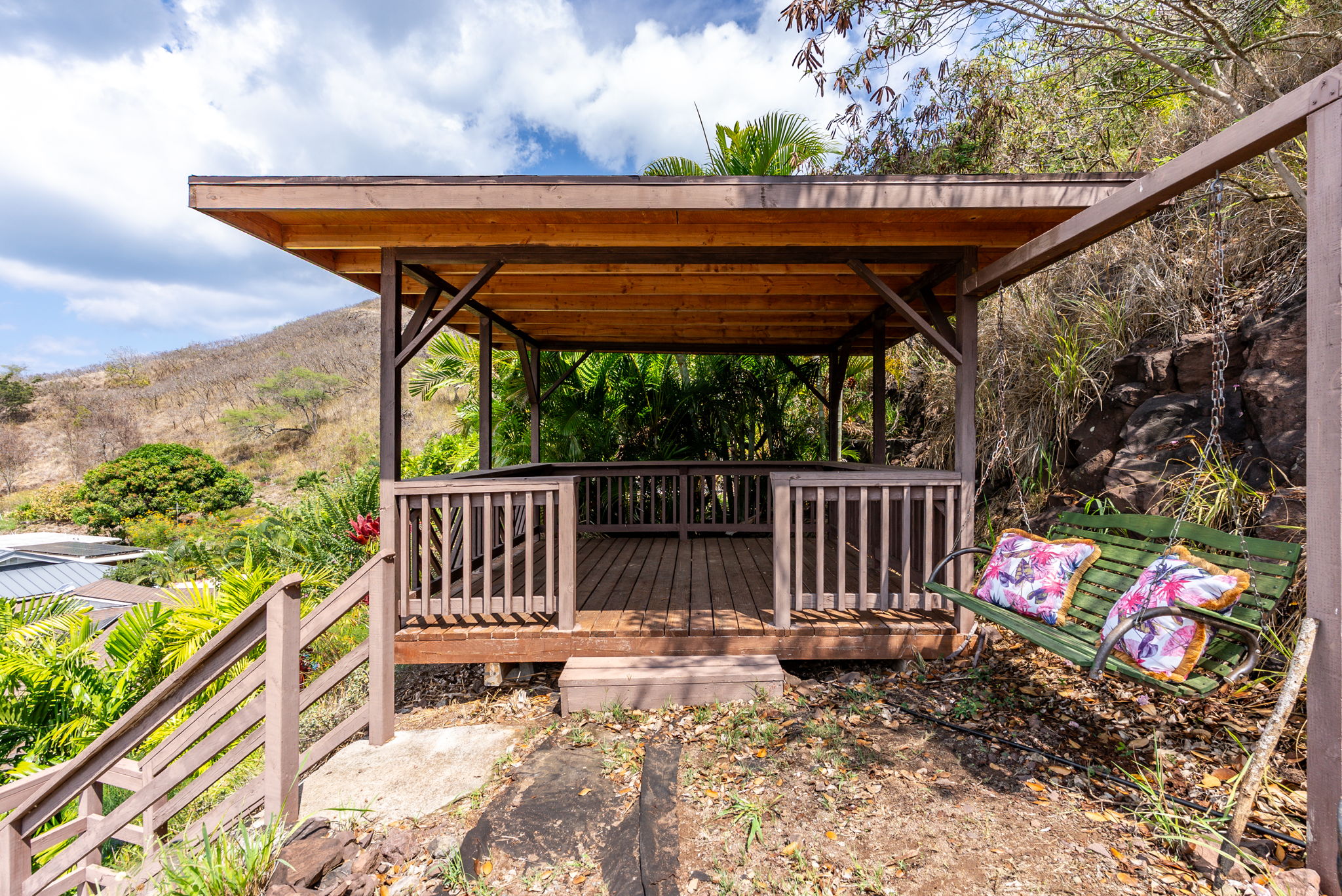 Kailua, Hawaii, 96734, United States, 6 Bedrooms Bedrooms, ,4 BathroomsBathrooms,Residential,For Sale,1981977