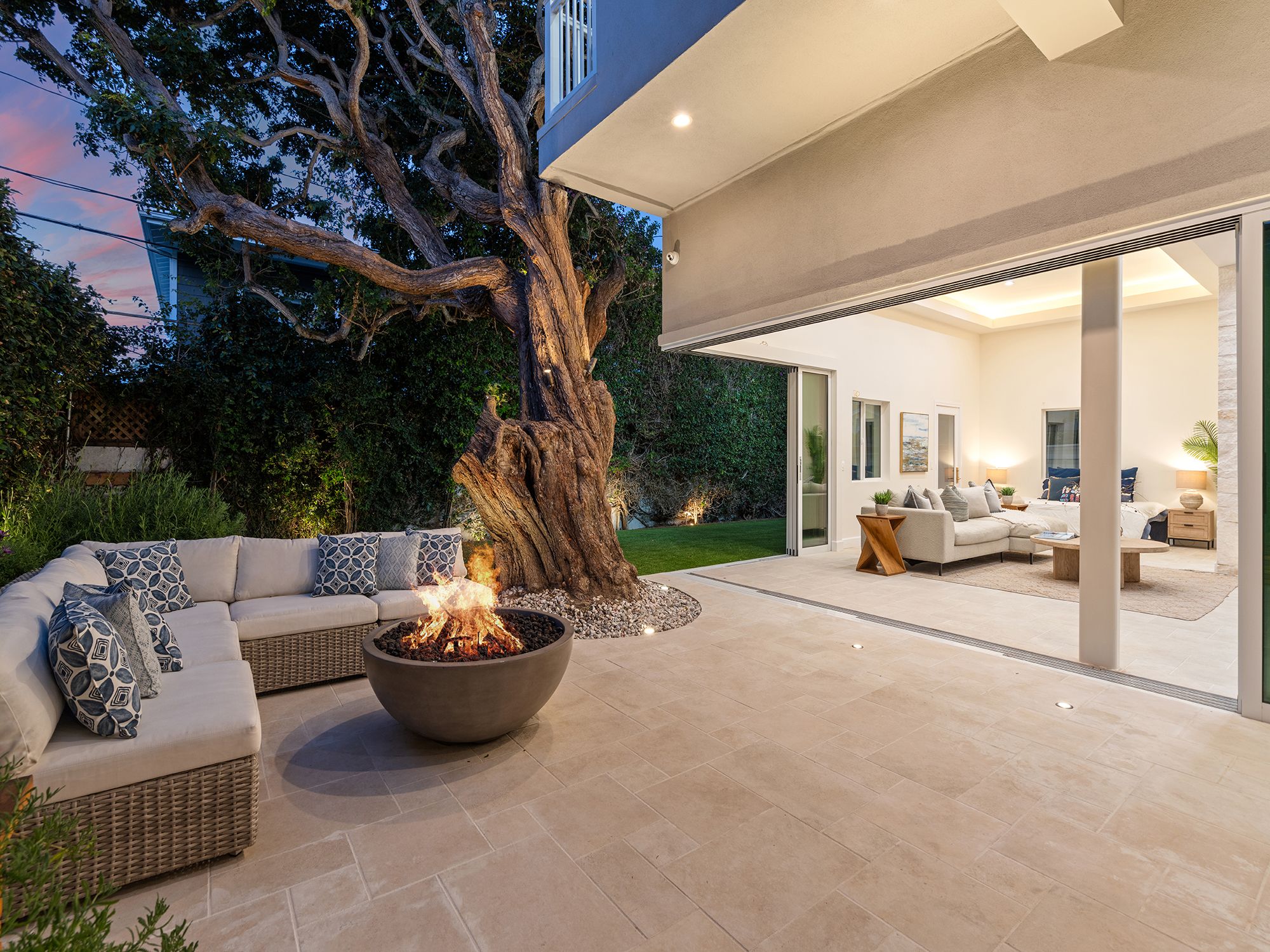 2300 John Street, Manhattan Beach, CA 90266 - 物件實景