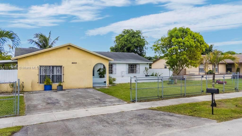 Homestead, Florida, 33032, United States, 5 Bedrooms Bedrooms, ,3 BathroomsBathrooms,Residential,For Sale,1941894
