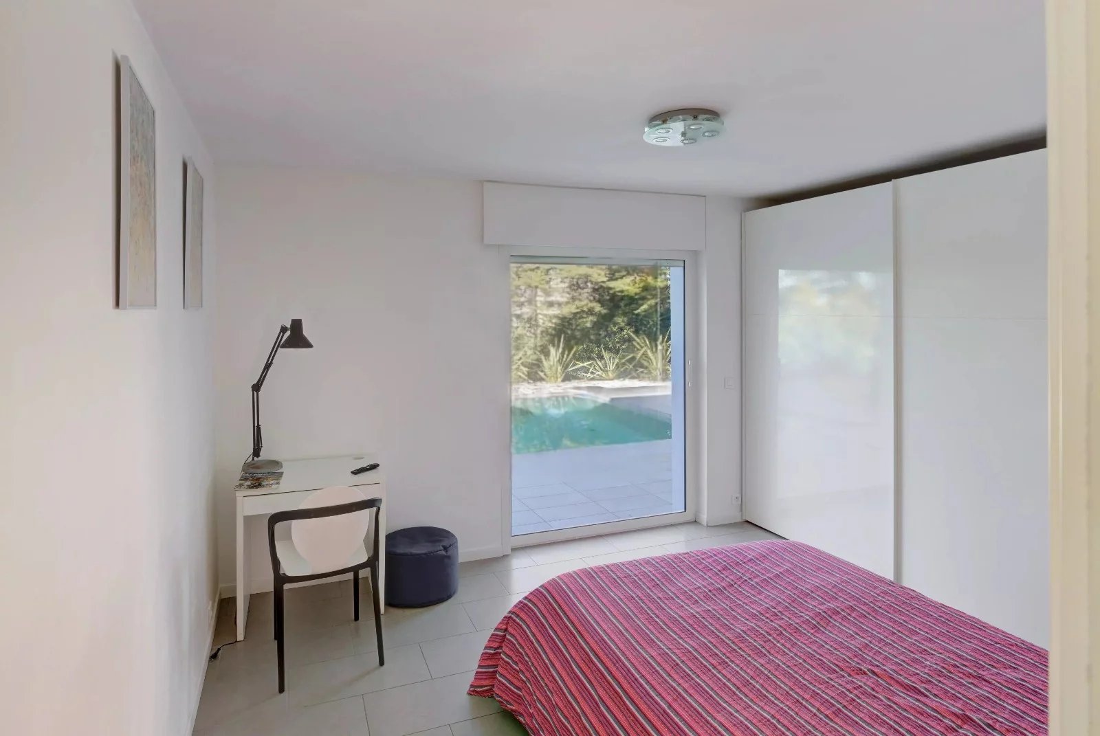 Le Cannet, Provence-Alpes-Côte d’Azur, 06110, FR, 4 Bedrooms Bedrooms, ,4 BathroomsBathrooms,Residential,For Sale,1829456