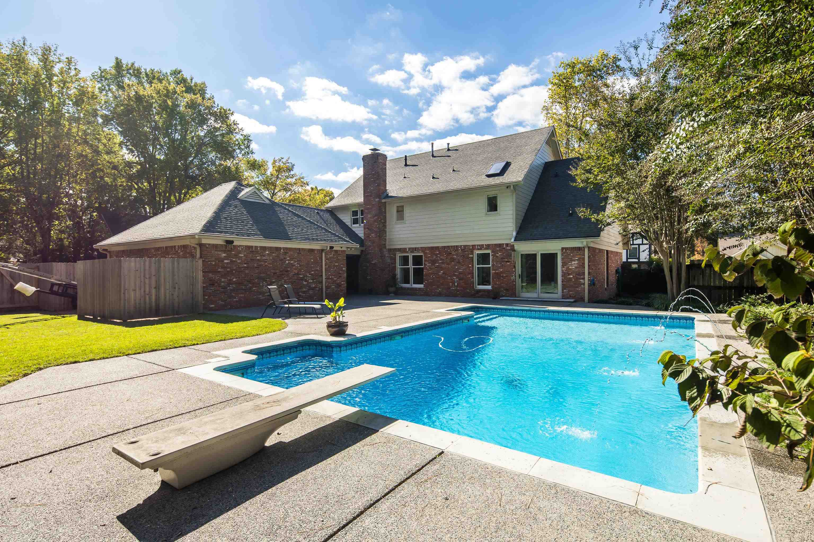 Germantown, Tennessee, 38139, United States, 4 Bedrooms Bedrooms, ,4 BathroomsBathrooms,Residential,For Sale,1985458