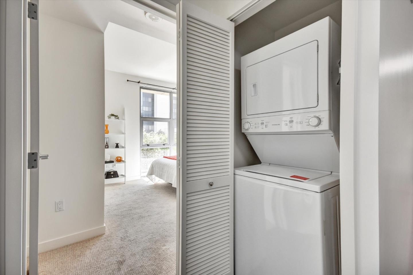 San Jose, California, 95110, United States, 2 Bedrooms Bedrooms, ,2 BathroomsBathrooms,Residential,For Sale,1910782