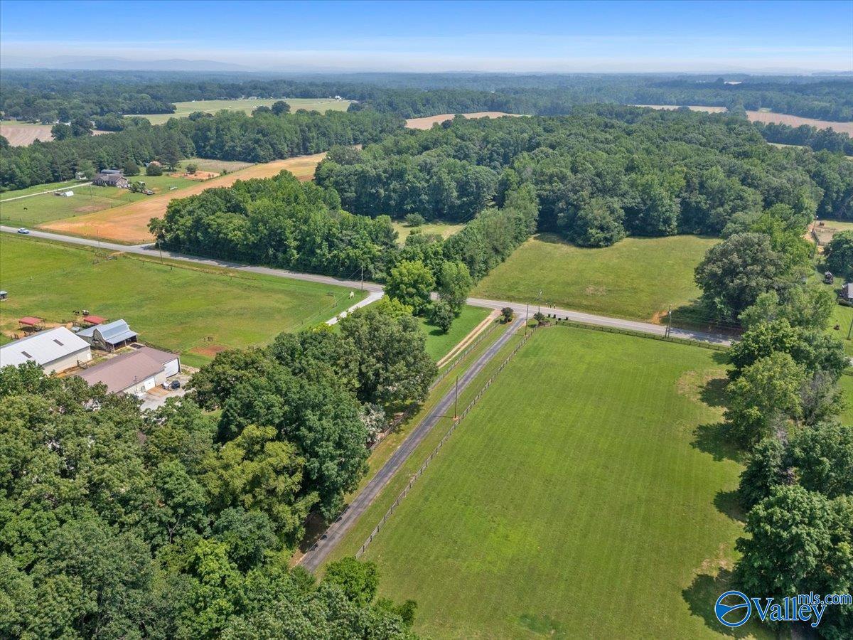 Hazel Green, Alabama, 35750, United States, 5 Bedrooms Bedrooms, ,4 BathroomsBathrooms,Residential,For Sale,1846923