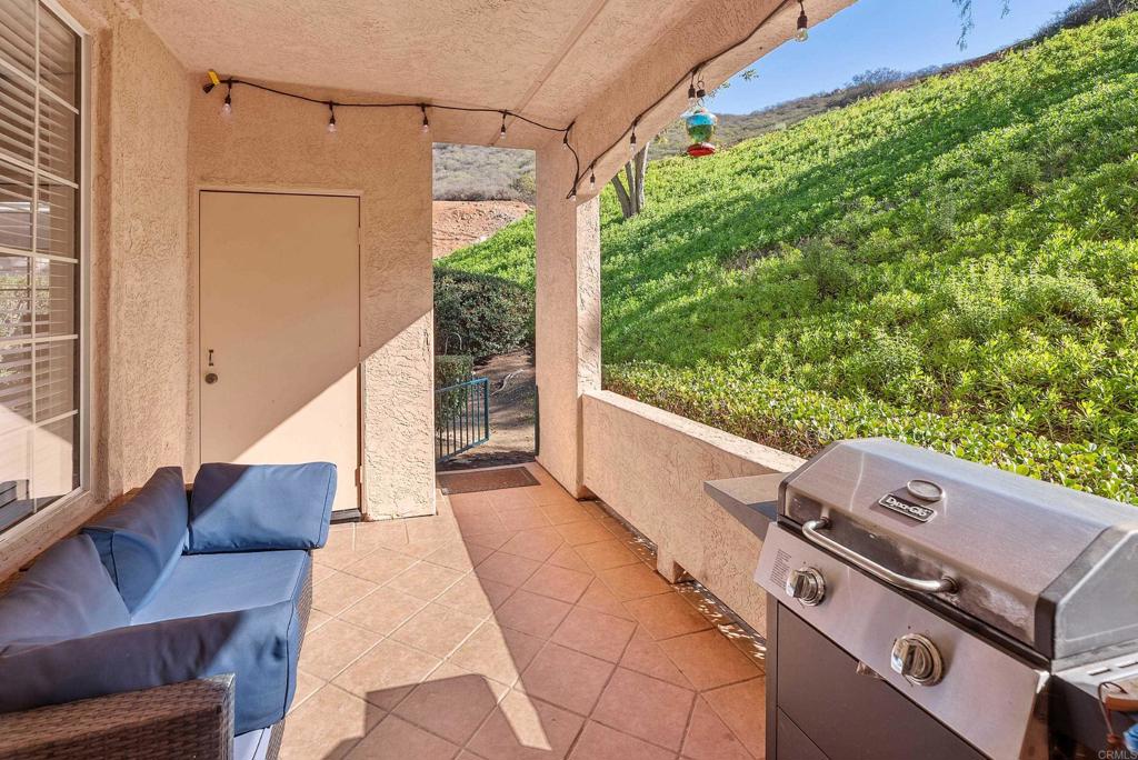 San Diego, California, 92128, United States, 2 Bedrooms Bedrooms, ,2 BathroomsBathrooms,Residential,For Sale,2001804