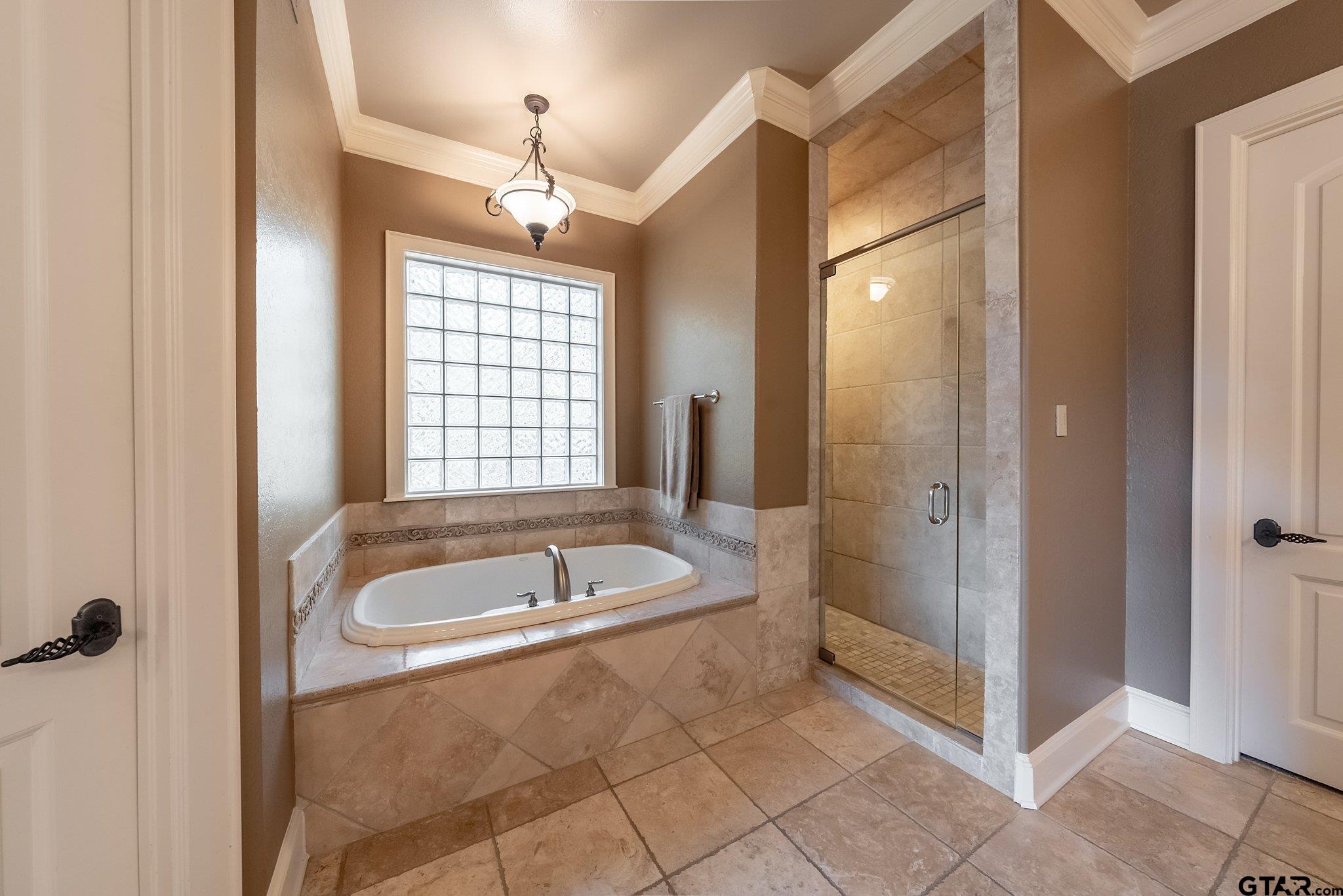 17654 SOUTHPOINT RD., Whitehouse, Texas, 75791, United States, 4 Bedrooms Bedrooms, ,5 BathroomsBathrooms,Residential,For Sale,17654 SOUTHPOINT RD.,1656729