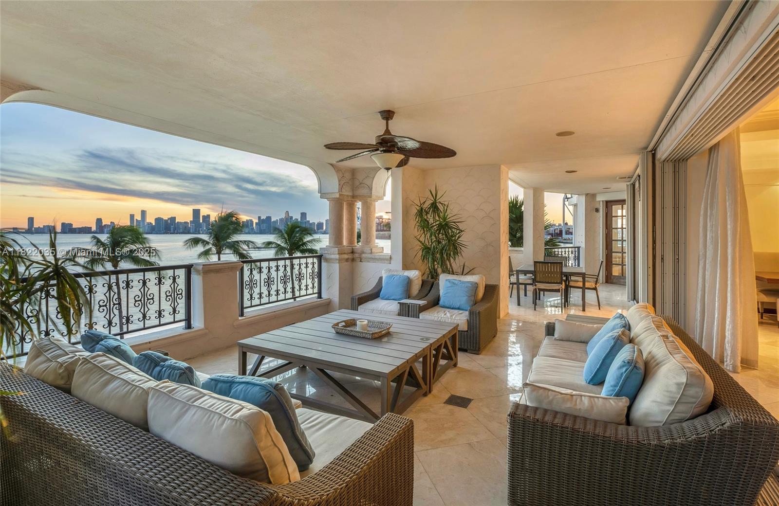 Miami Beach, Florida, 33109, United States, 4 Bedrooms Bedrooms, ,5 BathroomsBathrooms,Residential,For Sale,1858319