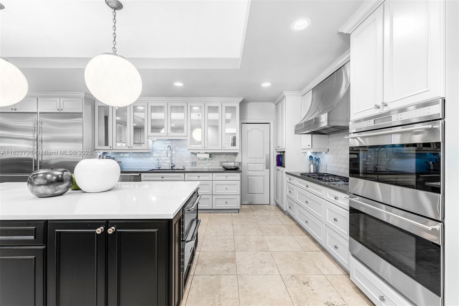 5077 N Bay Rd, Miami Beach, Florida, 33140, United States, 7 Bedrooms Bedrooms, ,7 BathroomsBathrooms,Residential,For Sale,5077 N Bay Rd,1566194