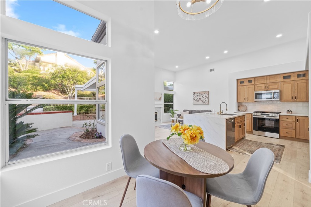 Mission Viejo, California, 92692, United States, 3 Bedrooms Bedrooms, ,3 BathroomsBathrooms,Residential,For Sale,1963093