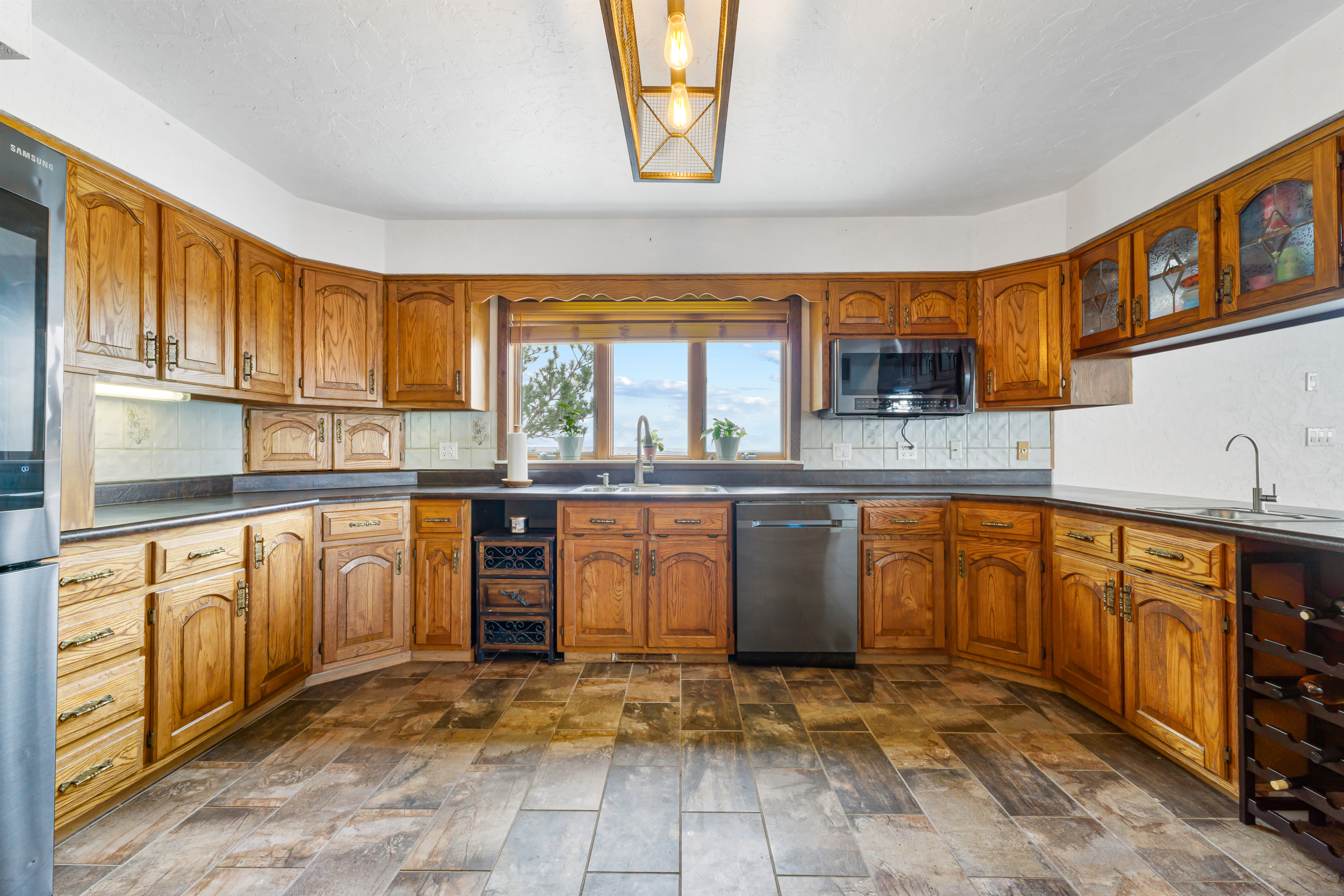 Julesburg, Colorado, 80737, United States, 3 Bedrooms Bedrooms, ,2 BathroomsBathrooms,Residential,For Sale,1937455