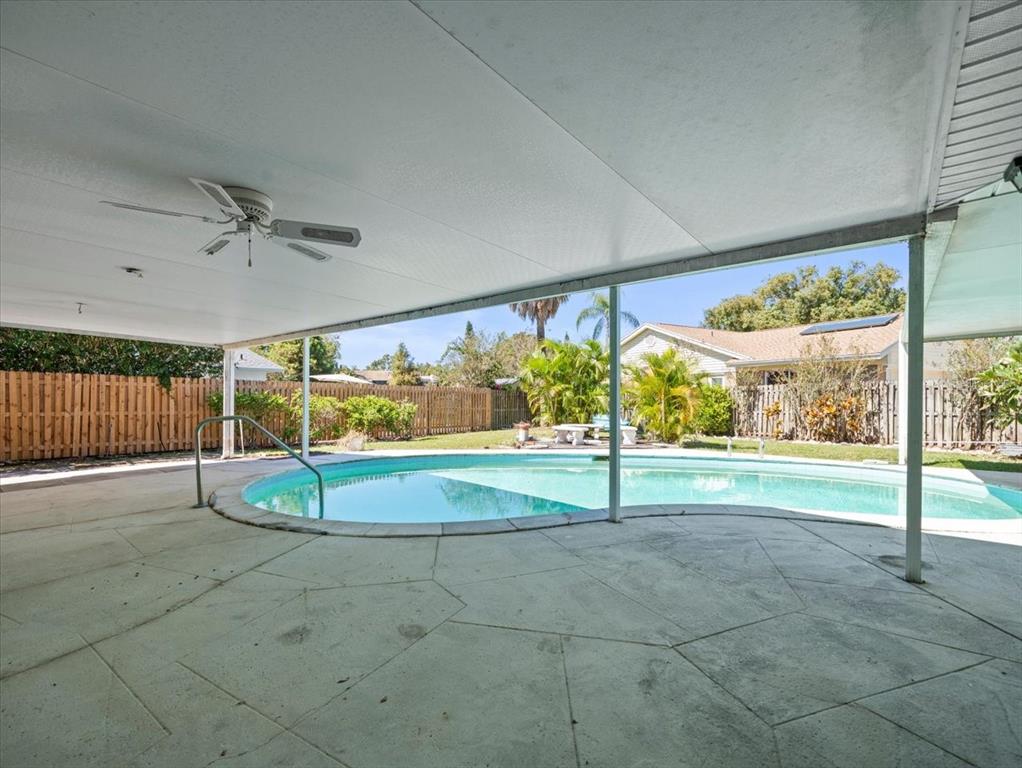 Tampa, Florida, 33618, United States, 4 Bedrooms Bedrooms, ,2 BathroomsBathrooms,Residential,For Sale,1966497