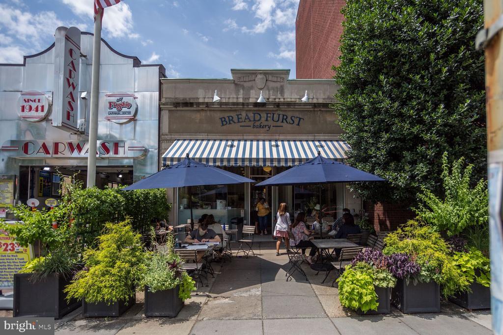 Washington, District of Columbia, 20016, United States, 4 Bedrooms Bedrooms, ,5 BathroomsBathrooms,Residential,For Sale,2039839
