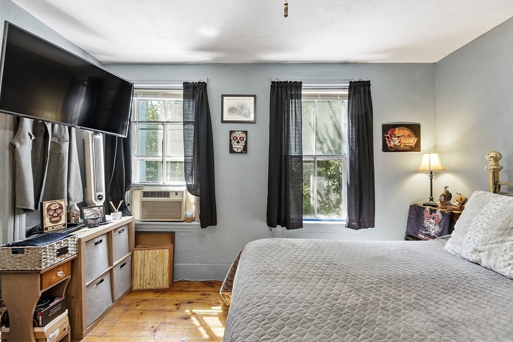 Templeton, Massachusetts, 01468, United States, 3 Bedrooms Bedrooms, ,2 BathroomsBathrooms,Residential,For Sale,1917610