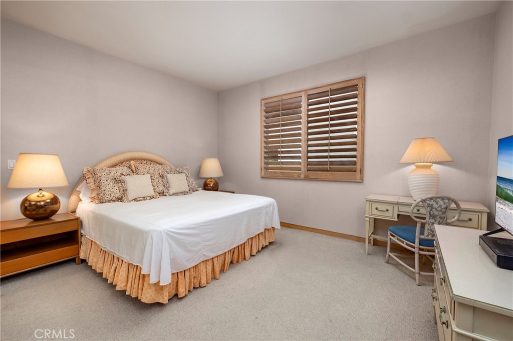 Newport Beach, California, 92661, United States, 7 Bedrooms Bedrooms, ,9 BathroomsBathrooms,Residential,For Sale,1786231