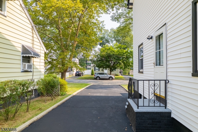 Rahway City, New Jersey, 07065, United States, 4 Bedrooms Bedrooms, ,4 BathroomsBathrooms,Residential,For Sale,1942005