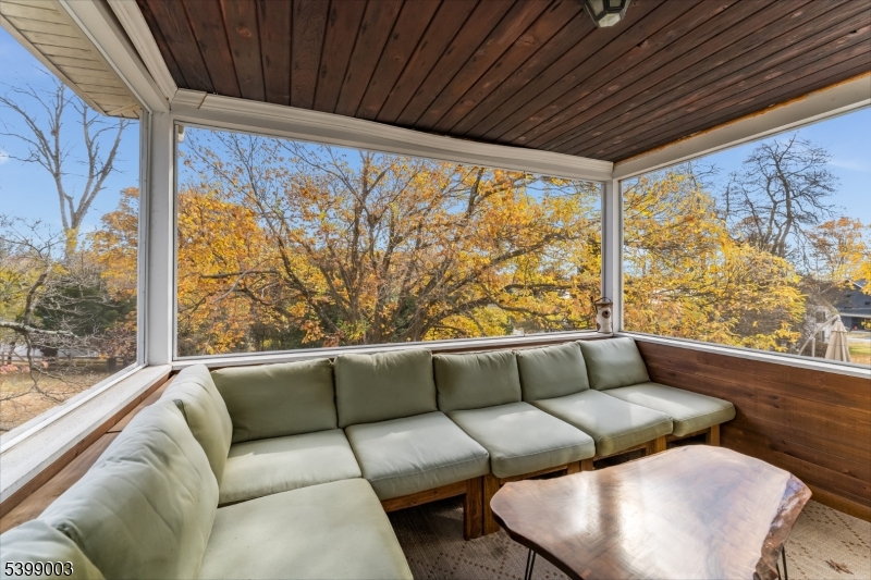 Boonton, New Jersey, 07005, United States, 3 Bedrooms Bedrooms, ,2 BathroomsBathrooms,Residential,For Sale,1998669