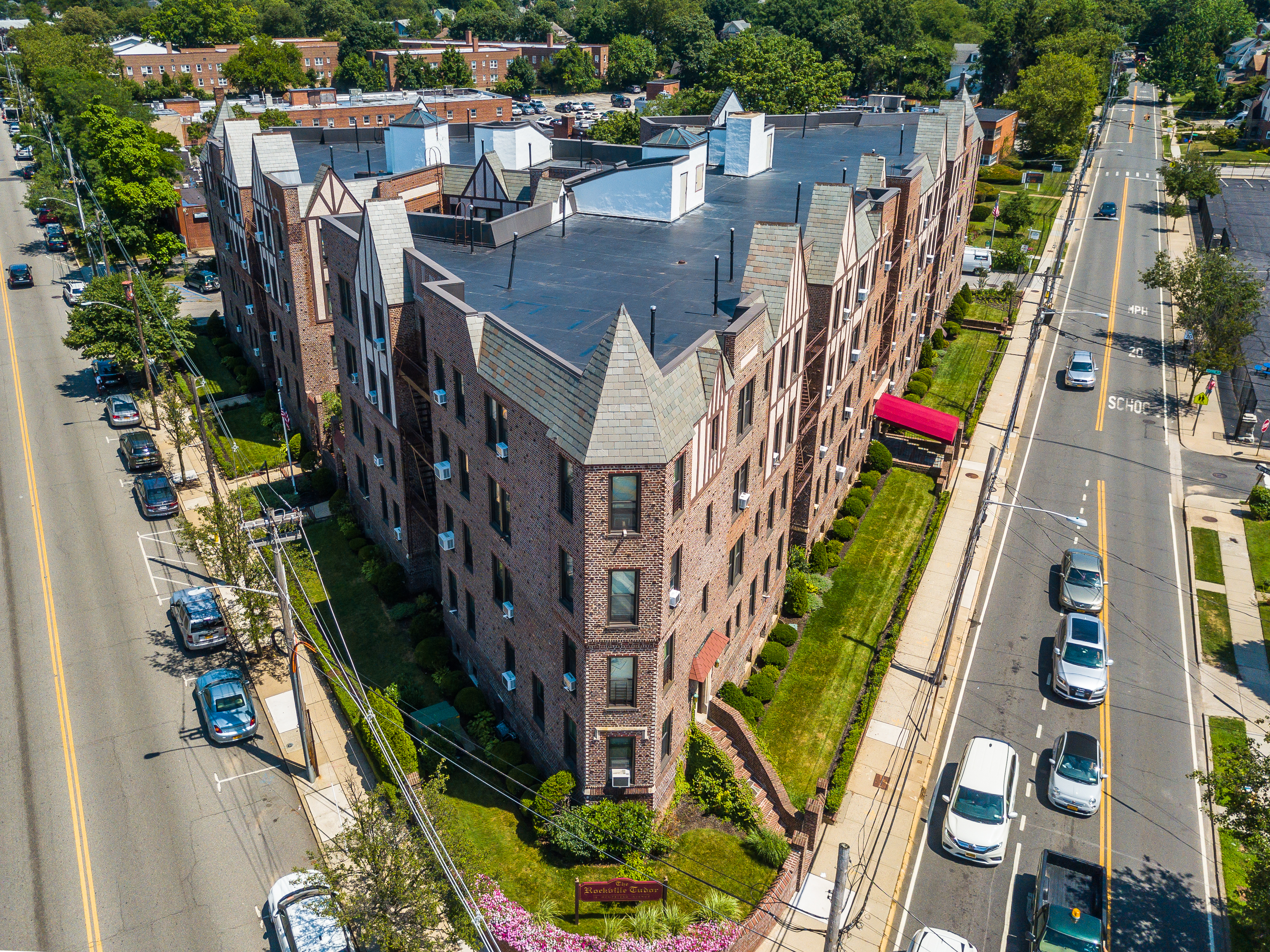  12 Hempstead Avenue, Rockville Centre, NY, 11570 - 物件實景