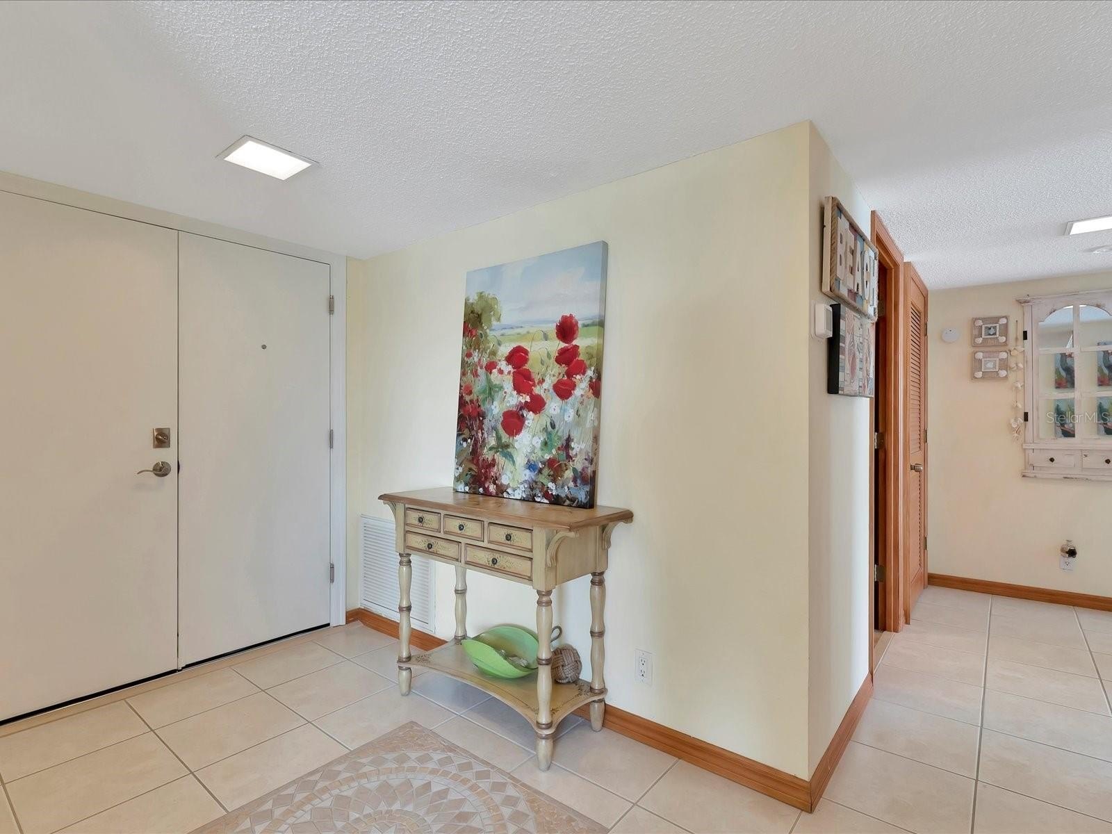 CLEARWATER BEACH, Florida, 33767, United States, 2 Bedrooms Bedrooms, ,2 BathroomsBathrooms,Residential,For Sale,1983668