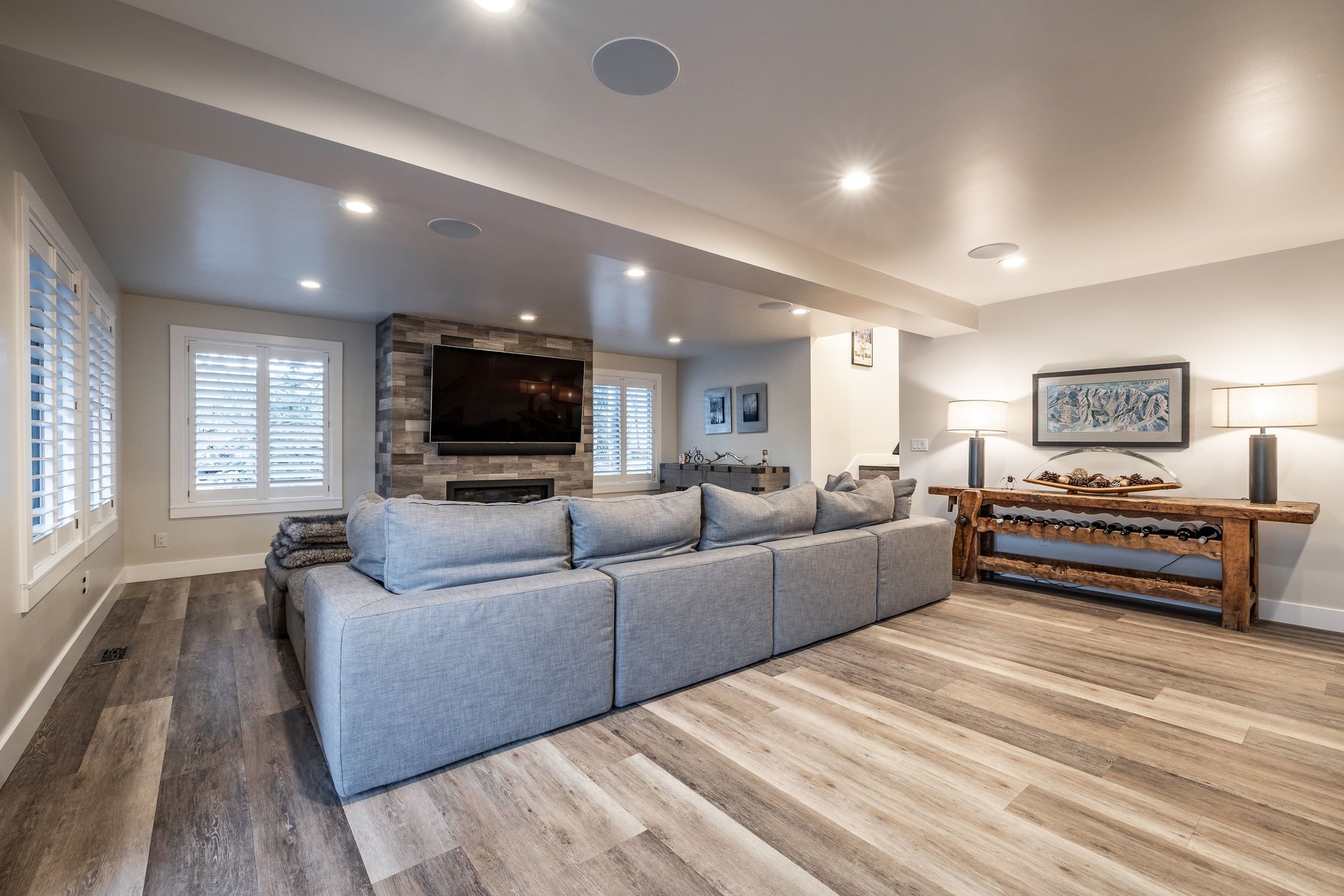  Light Filled Open Floor Plan with Great Outdoor Space - 物件實景