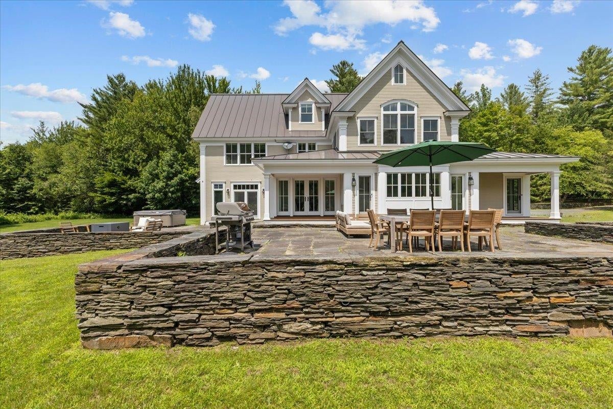 Stowe, Vermont, 05672, United States, 5 Bedrooms Bedrooms, ,7 BathroomsBathrooms,Residential,For Sale,1875535