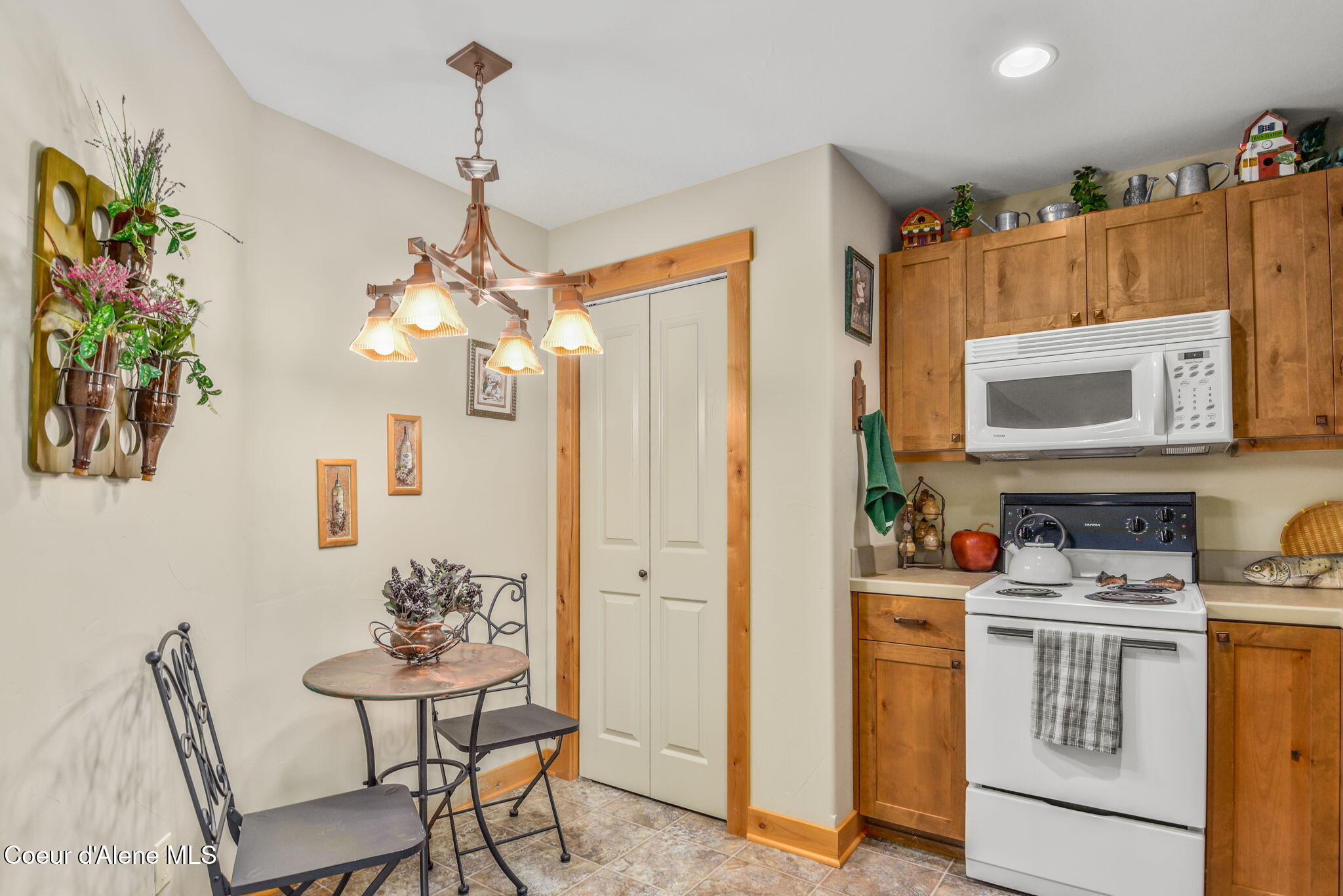 Harrison, Idaho, 83833, United States, 5 Bedrooms Bedrooms, ,4 BathroomsBathrooms,Residential,For Sale,1834560