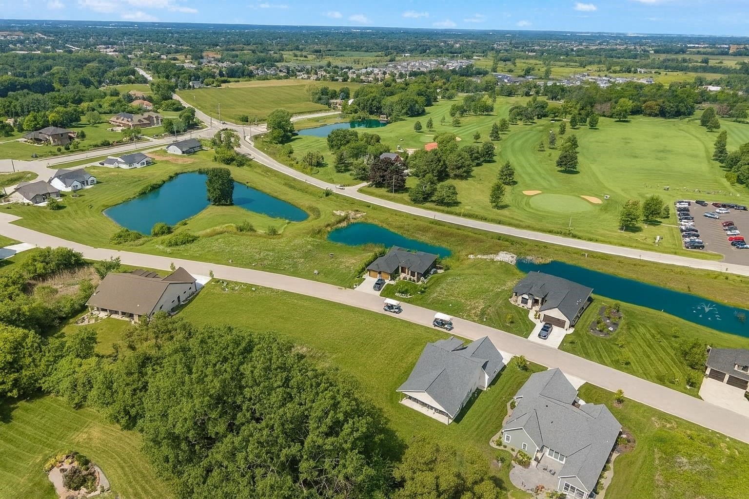 DE PERE, Wisconsin, 54115, United States, 2 Bedrooms Bedrooms, ,3 BathroomsBathrooms,Residential,For Sale,1978807