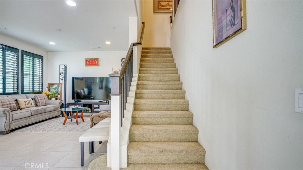 Santa Ana, California, 92703, United States, 4 Bedrooms Bedrooms, ,3 BathroomsBathrooms,Residential,For Sale,1793087