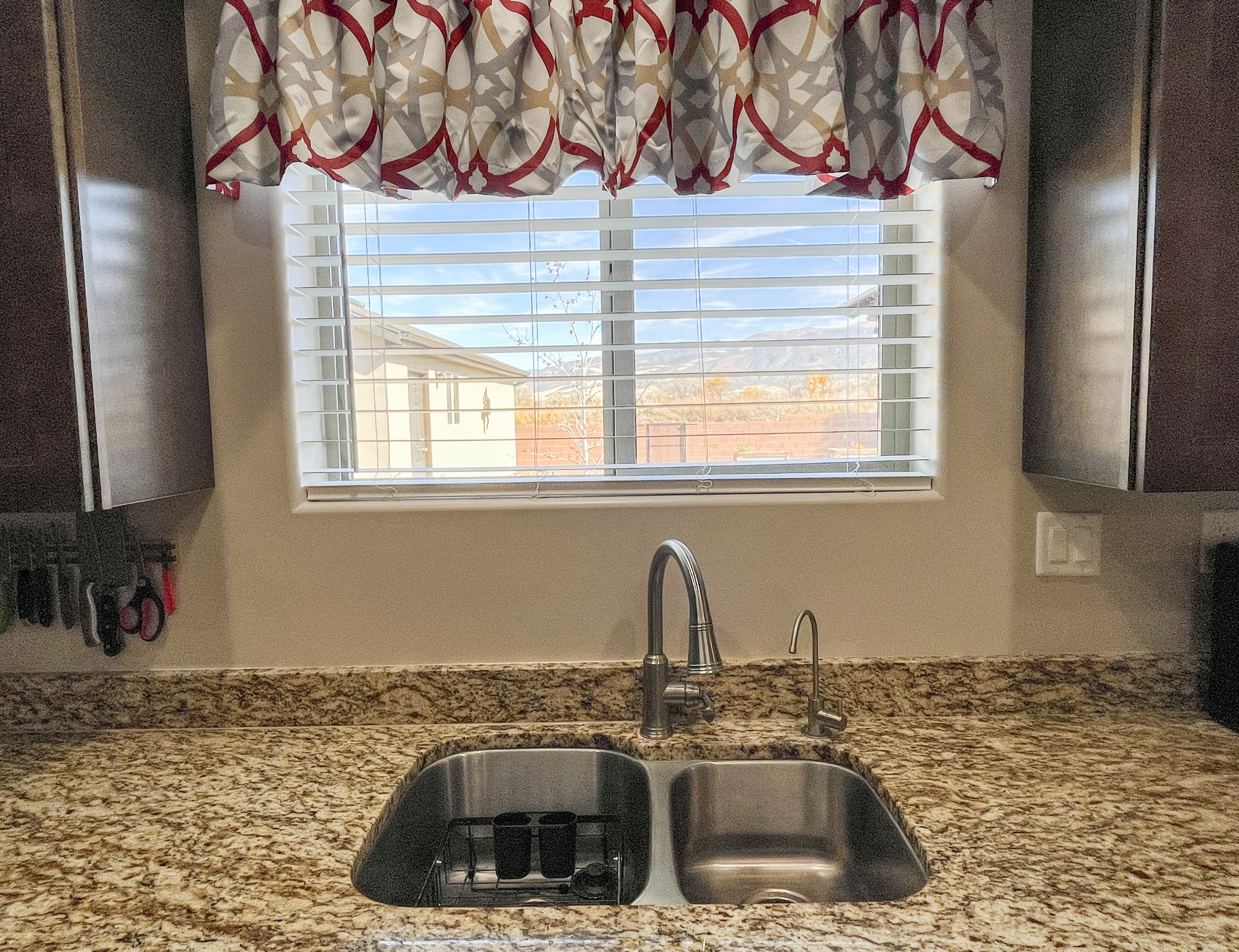 Cedar City, Utah, 84721, United States, 4 Bedrooms Bedrooms, ,2 BathroomsBathrooms,Residential,For Sale,1989558