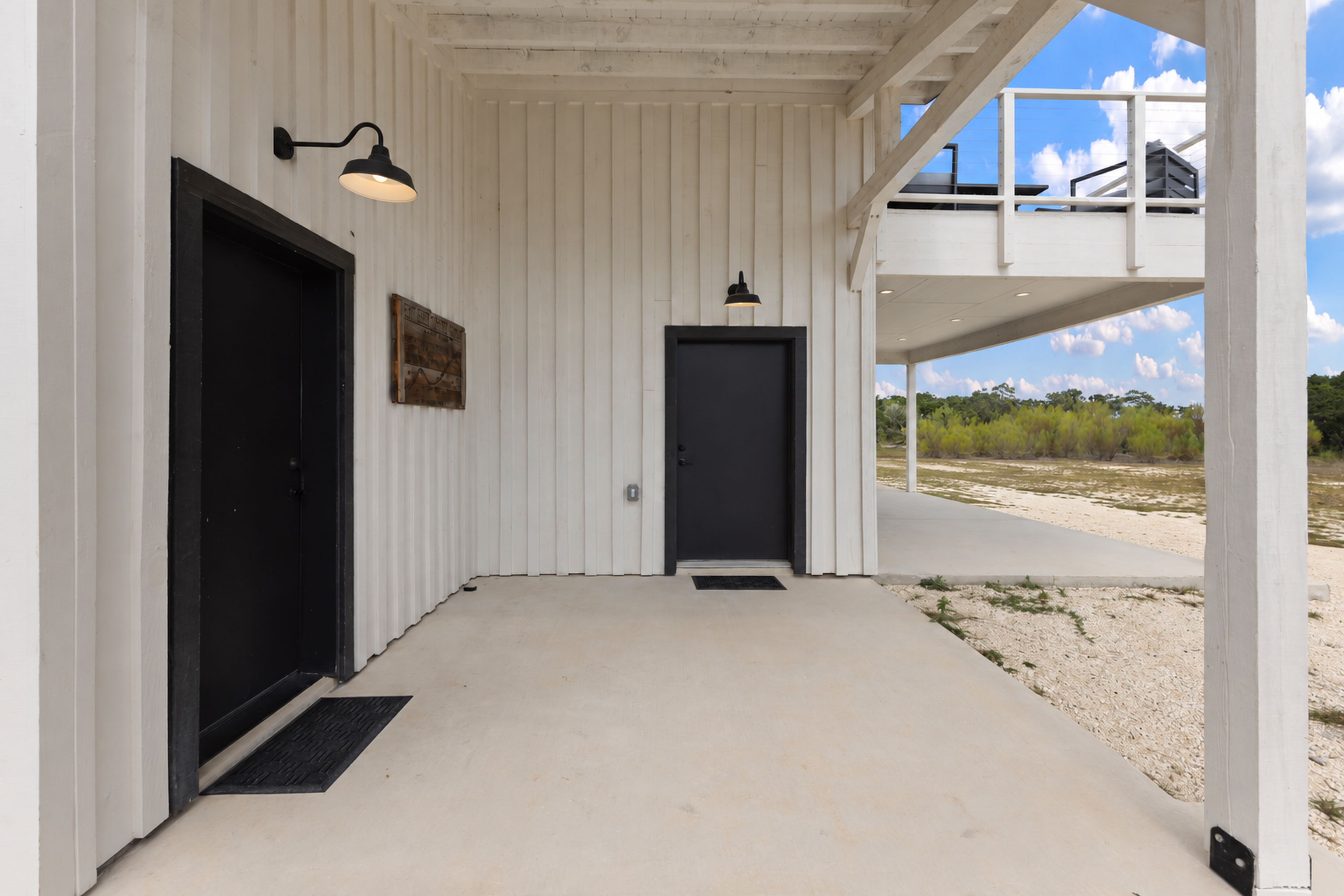  Hilltop Barndominium on 15+ Acres - 物件實景