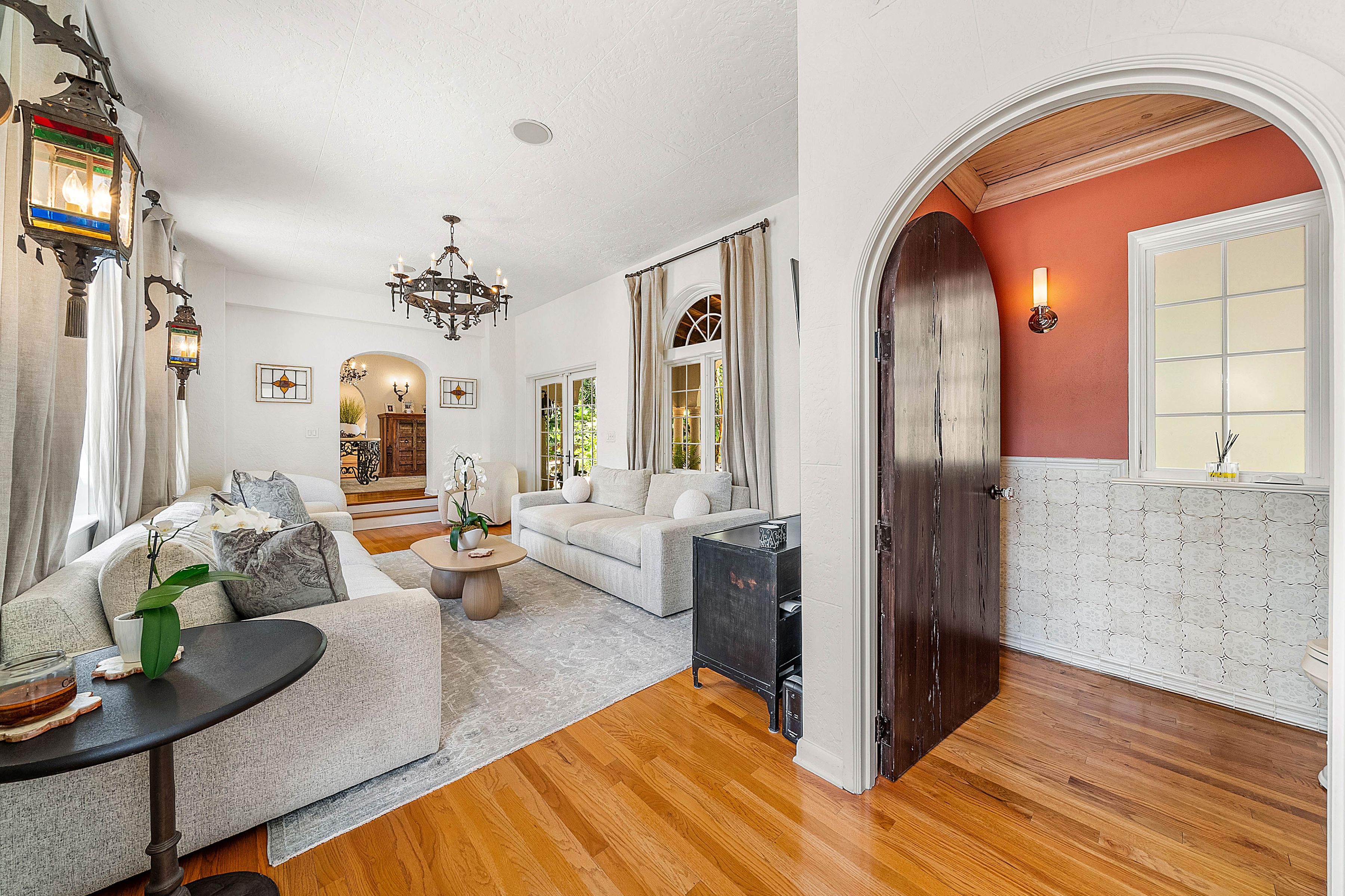  255 Cordova Road - 物件實景