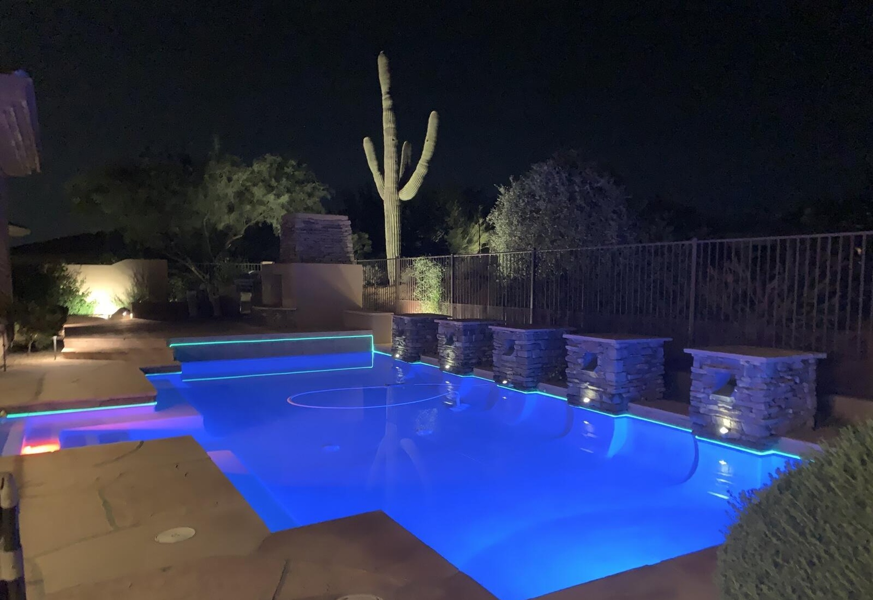  7696 E Moura Dr  Scottsdale, AZ - 物件實景