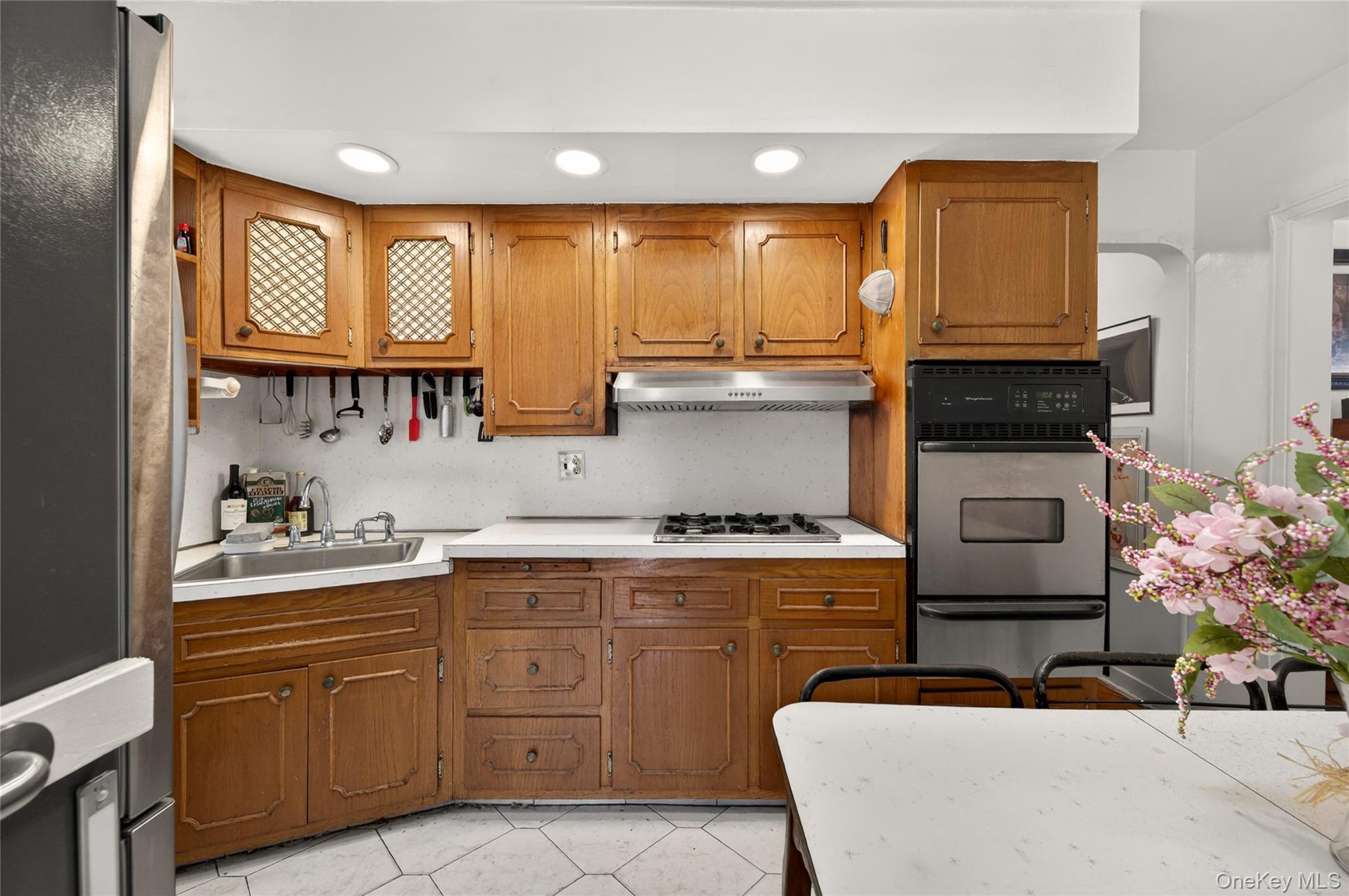  160 Albermarle Avenue, Valley Stream, NY, 11580 - 物件實景