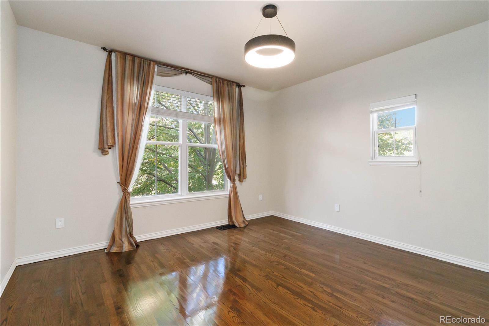 Aurora, Colorado, 80014, United States, 4 Bedrooms Bedrooms, ,Residential,For Sale,1986115