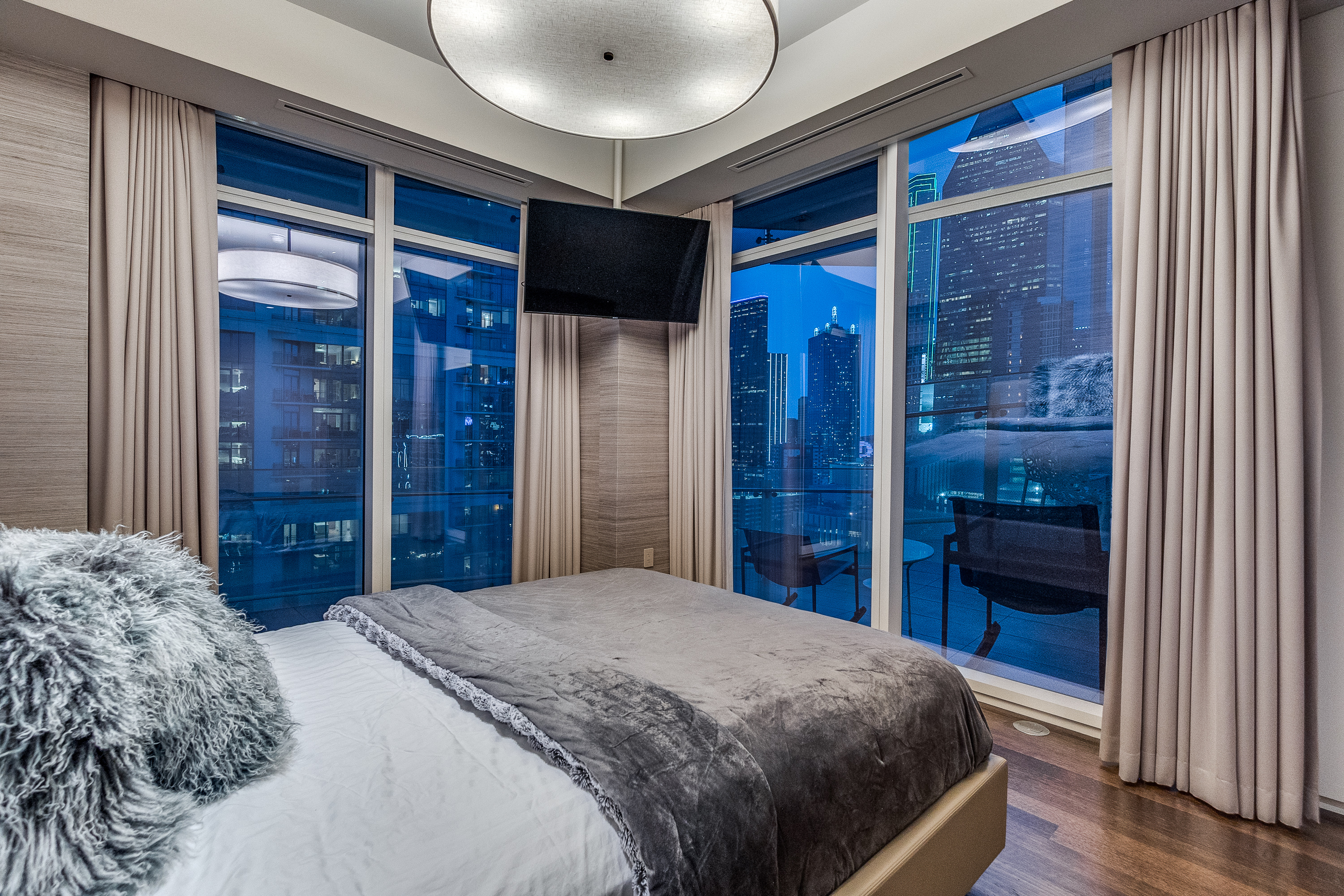  Sophisticated Museum Tower Residence Overlooking Klyde Warren Park - 物件實景