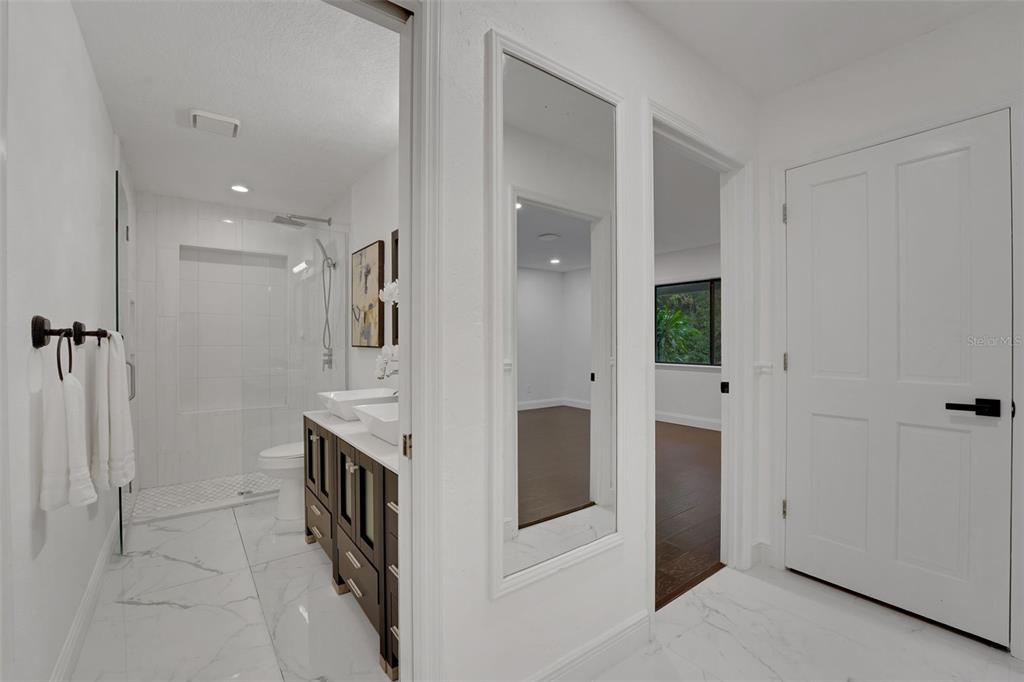 Longwood, Florida, 32779, United States, 4 Bedrooms Bedrooms, ,4 BathroomsBathrooms,Residential,For Sale,2002906