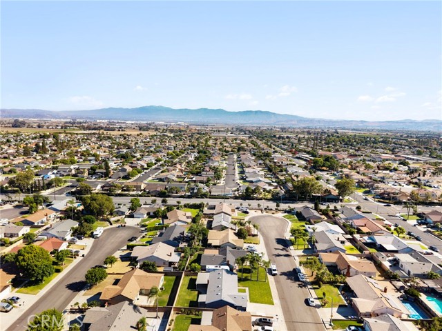 Ontario, California, 91761, United States, 4 Bedrooms Bedrooms, ,2 BathroomsBathrooms,Residential,For Sale,1976120